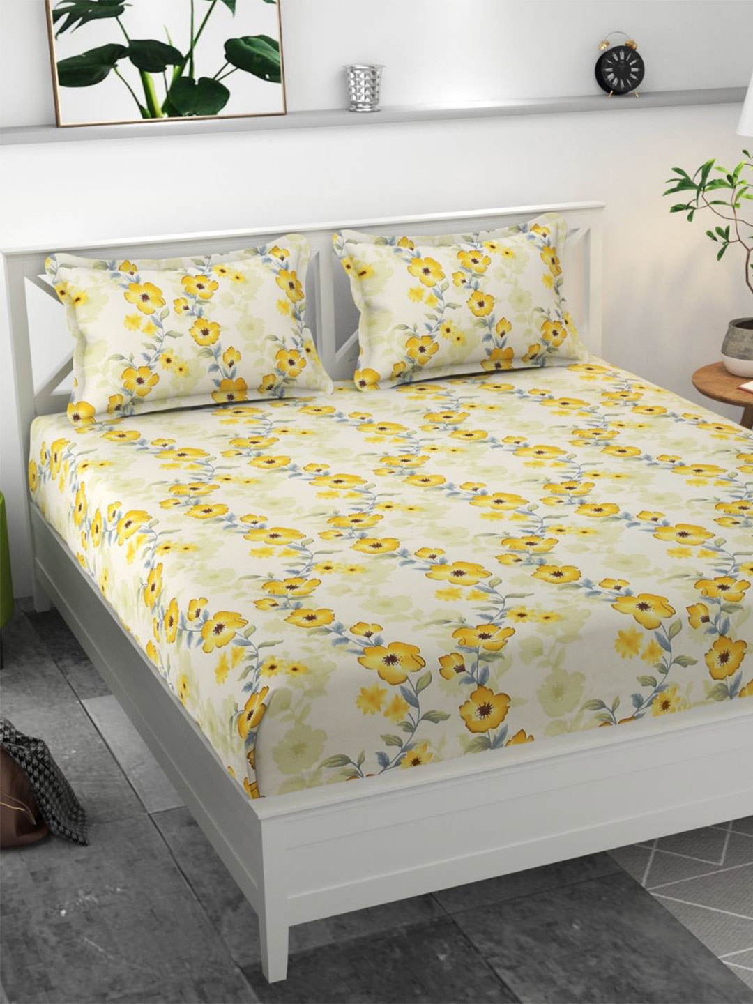 

Bajo's Yellow & Grey Printed Cotton 250 TC Fitted Queen Bedsheet with 2 Pillow Covers