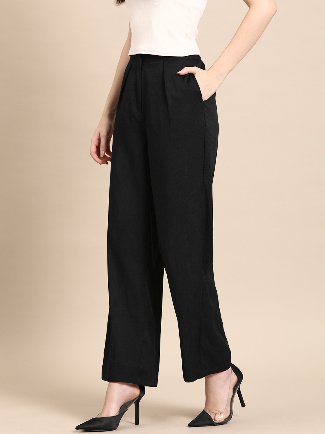 

DENNISON Smart High-Rise Pleated Trousers, Black