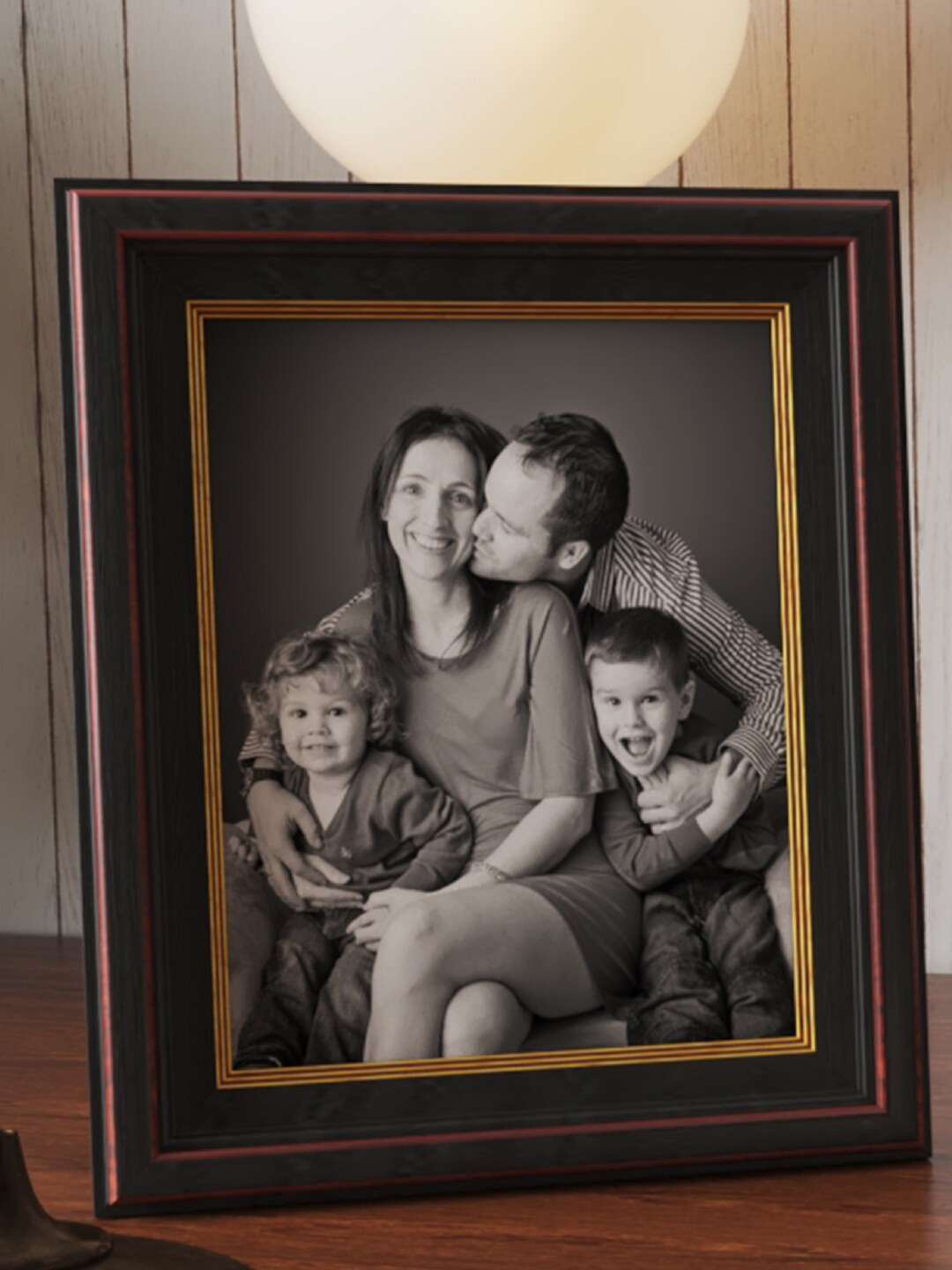 

Art Street Black 3D Table Top Photo Frame