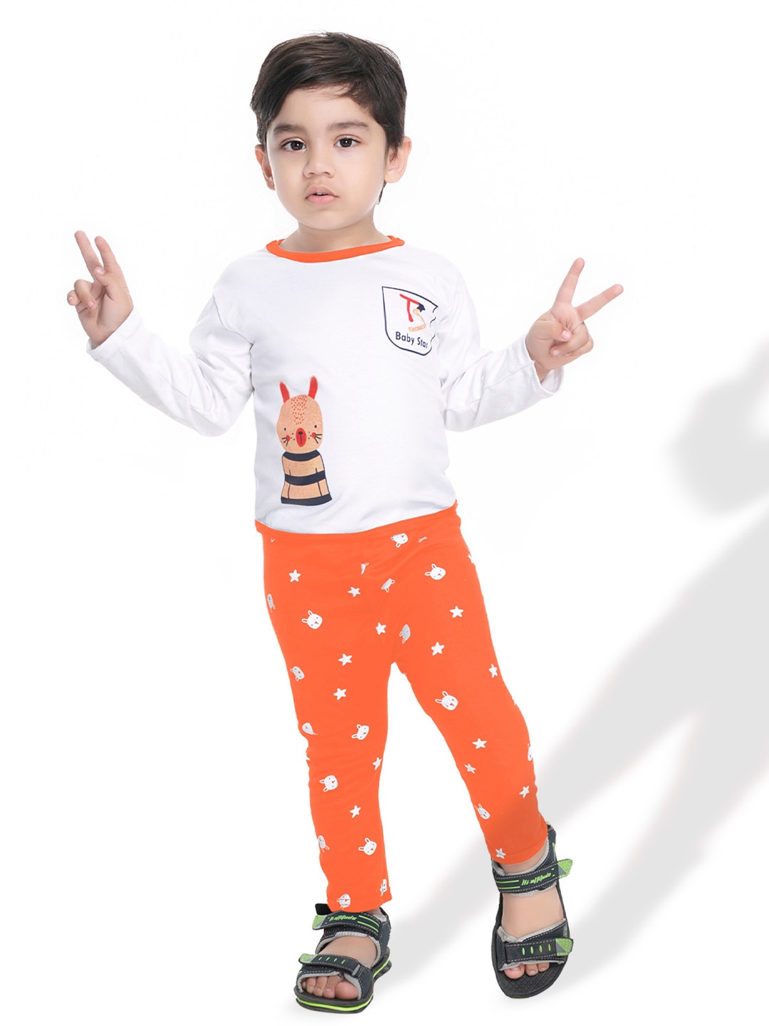 

BAESD Boys Printed T-shirt with Trousers, Orange