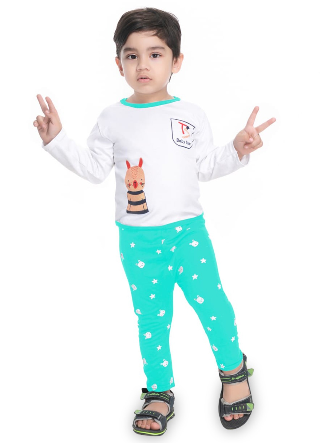 

BAESD Boys Printed T-shirt with Trousers, Green