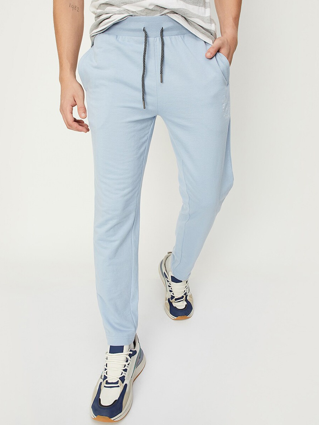 

max Men Mid-Rise Regular Fit Track Pants, Blue
