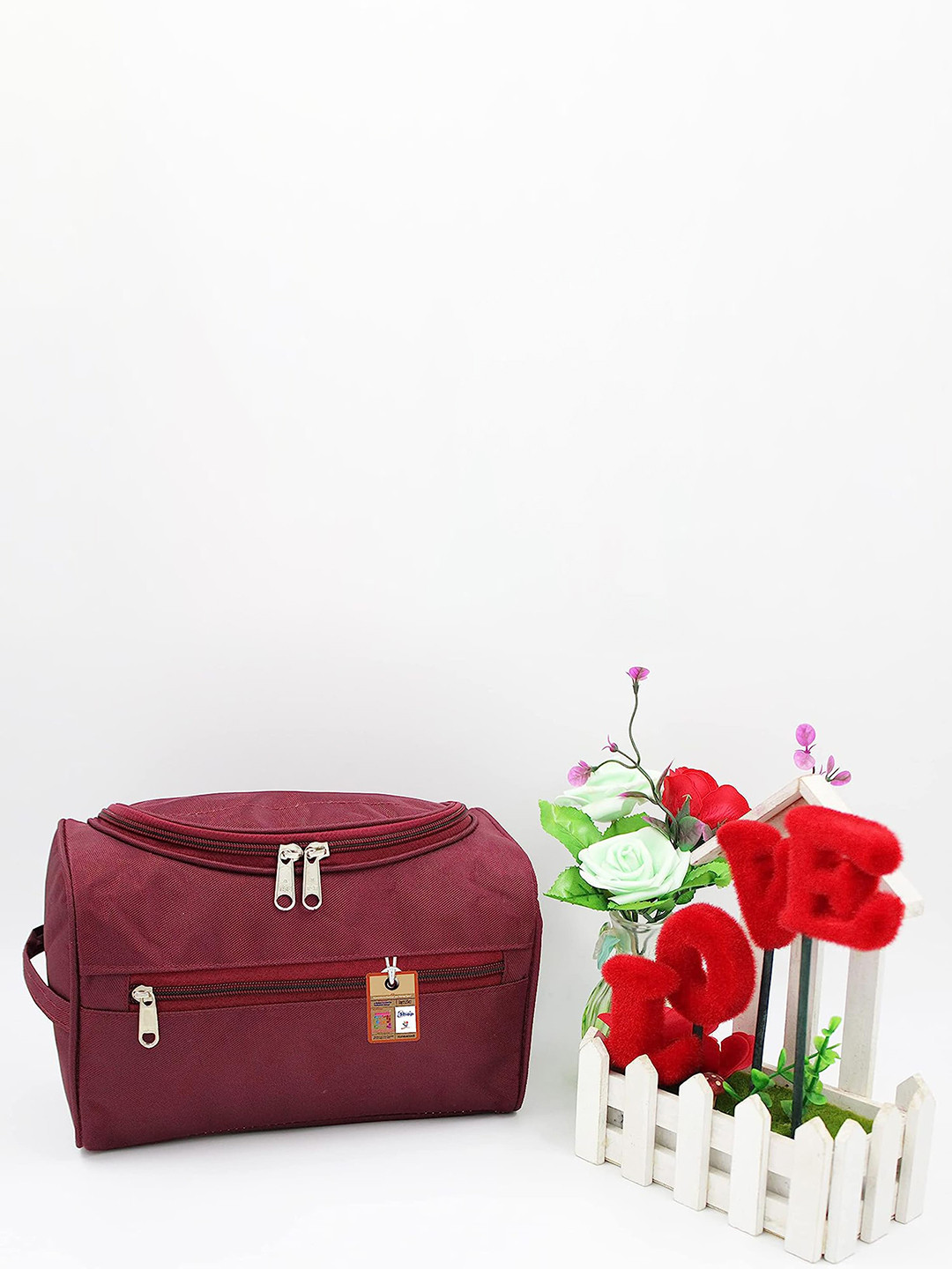

atorakushon Unisex Textured Water Resistant Travel Vanity Pouch Accessory Storage Bag, Maroon