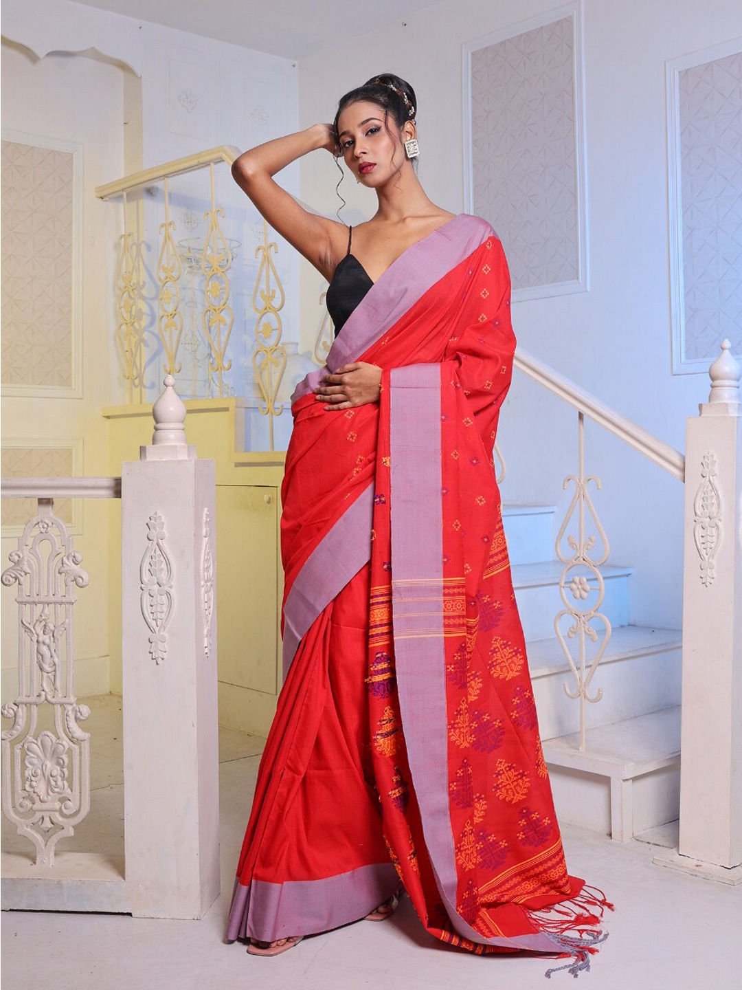 

Charukriti Ethnic Motifs Woven Design Pure Cotton Saree, Red