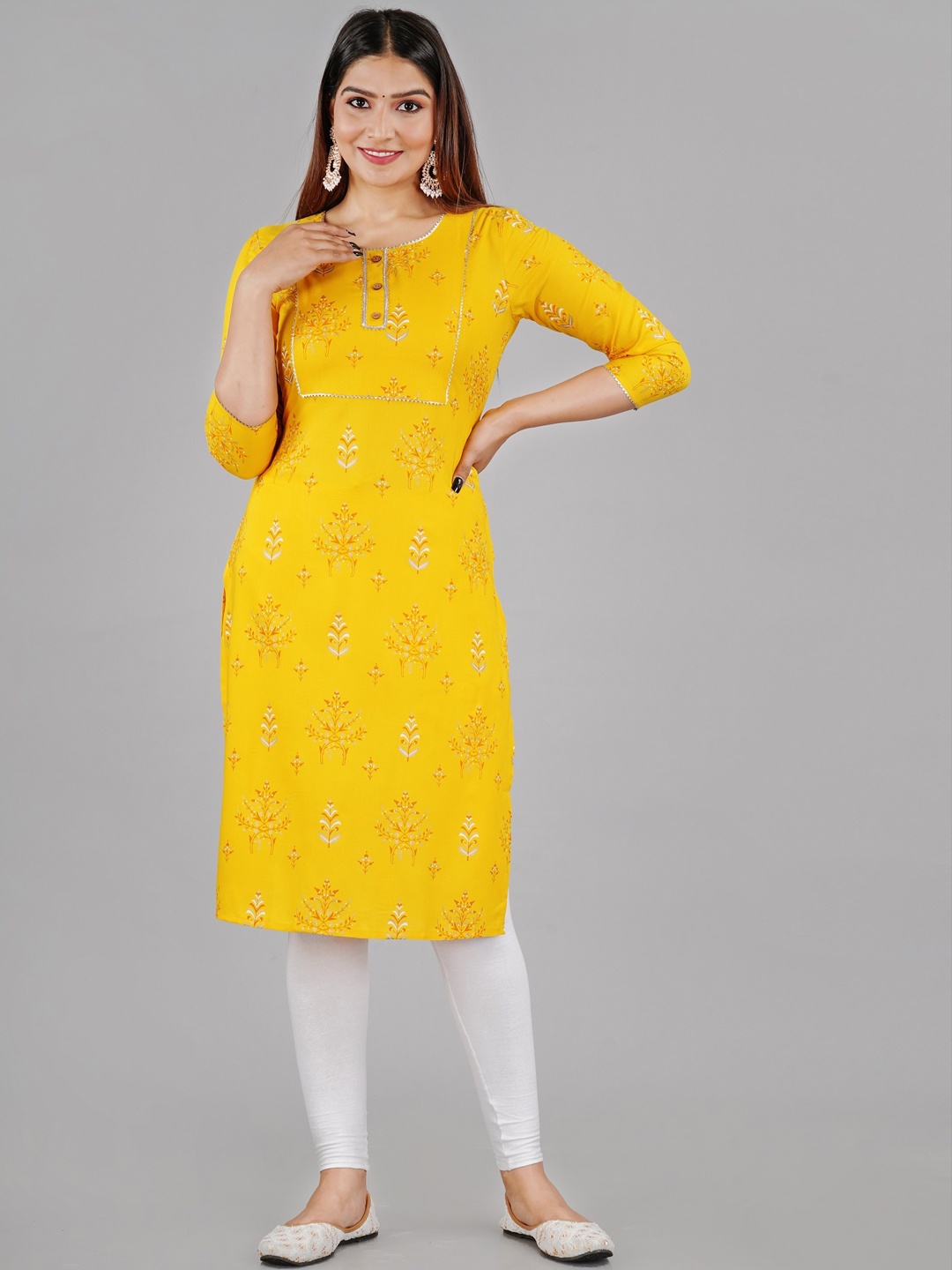 

MARISY Ethnic Motifs Printed Gotta Patti Kurta, Mustard