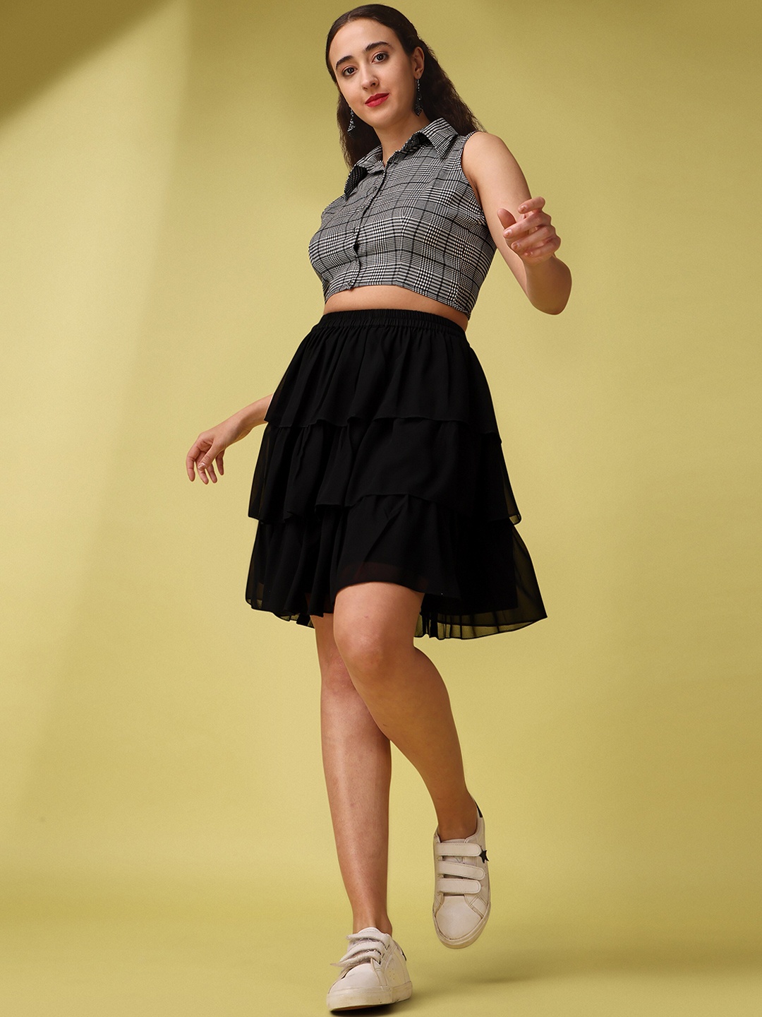

ASPORA Checked Crop-Top & Skirt, Grey