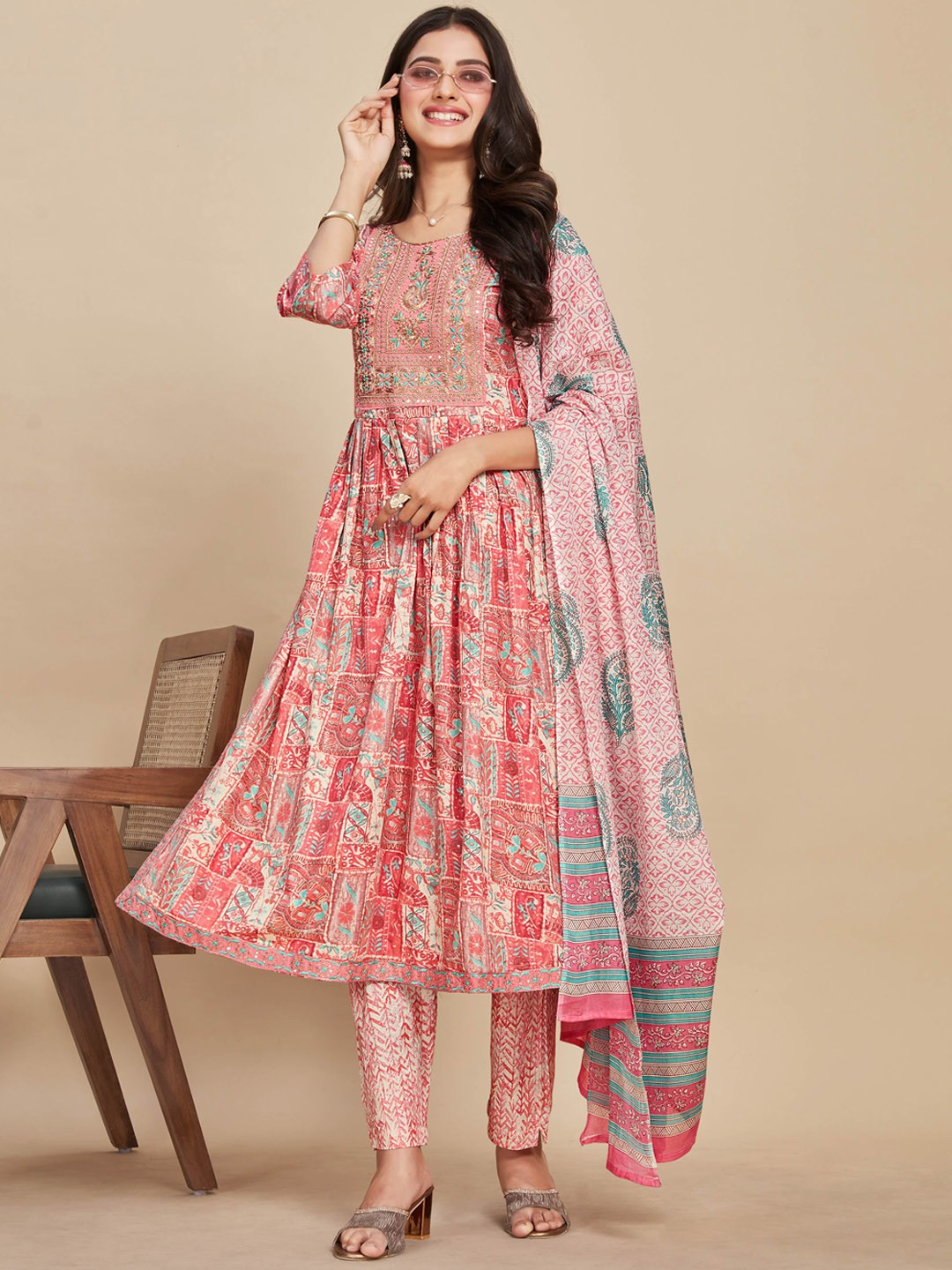 

Sangria Yoke-Design Pure-Cotton A-Line Kurta With Trouser & Dupatta, Peach