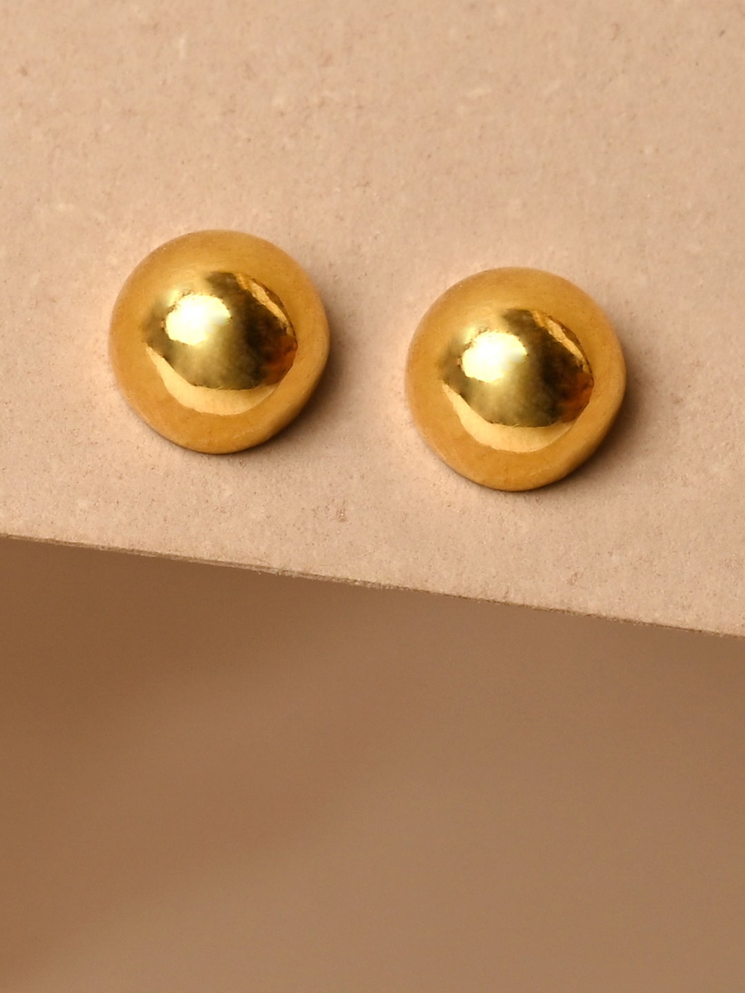 

Clara Gold-Plated Sterling Silver Circular Studs