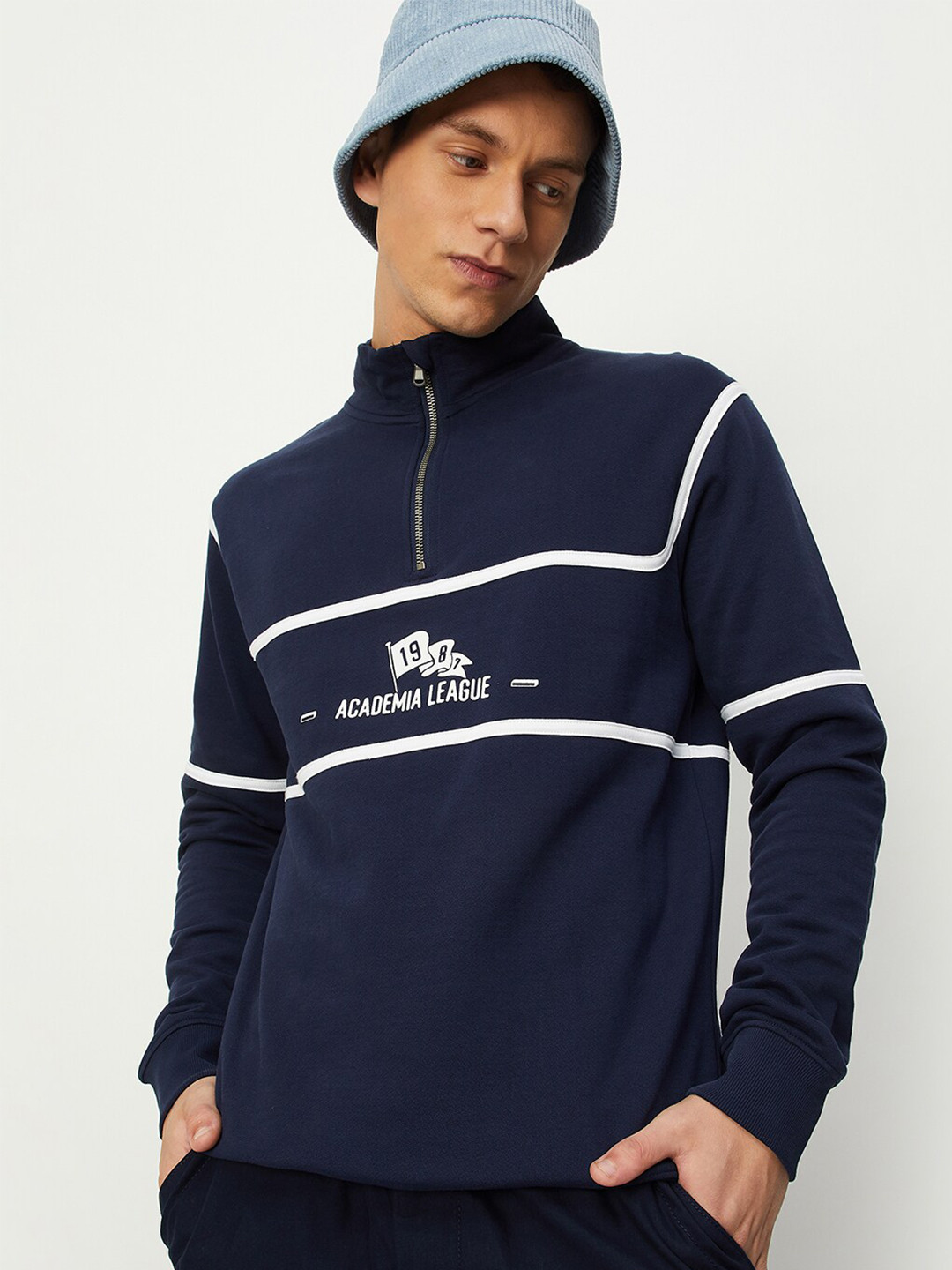 

max Mock Collar Printed Sweatshirt, Blue