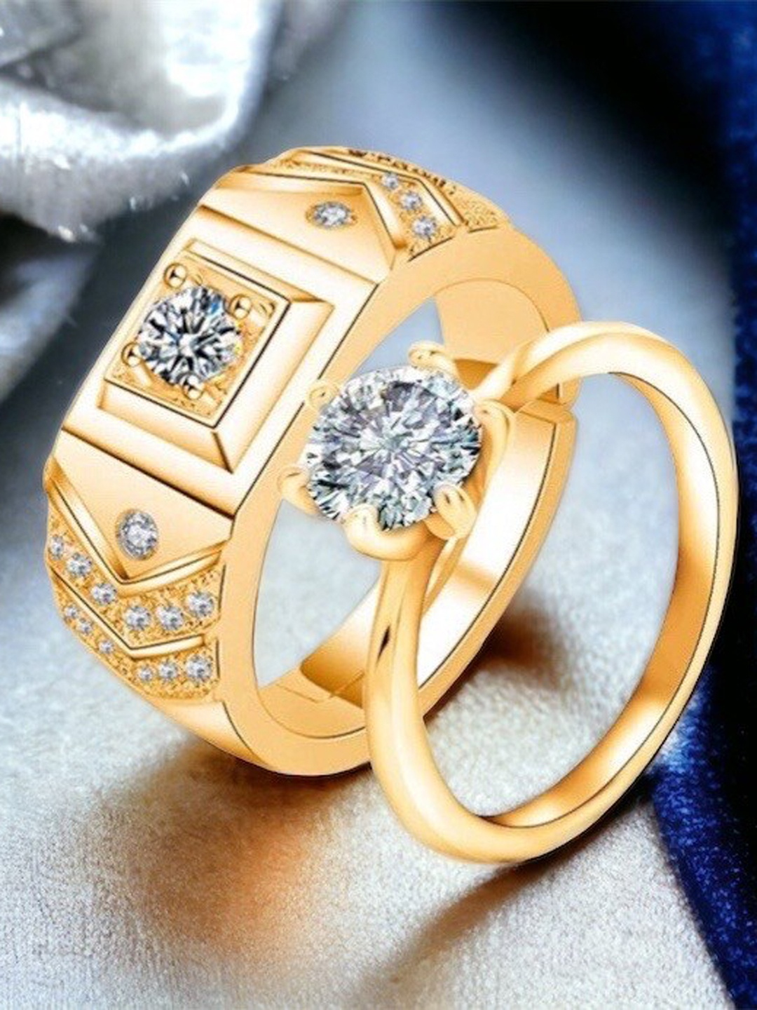 

MYKI Set of 2 gold-Plated Stainless Steel Cubic Zirconia-Studded Couple Finger Rings