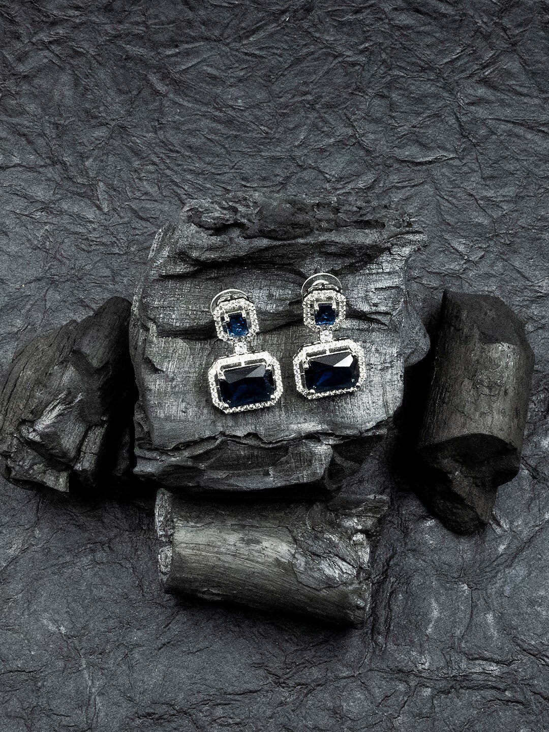 

StileAdda Silver-Plated Geometric Drop Earrings