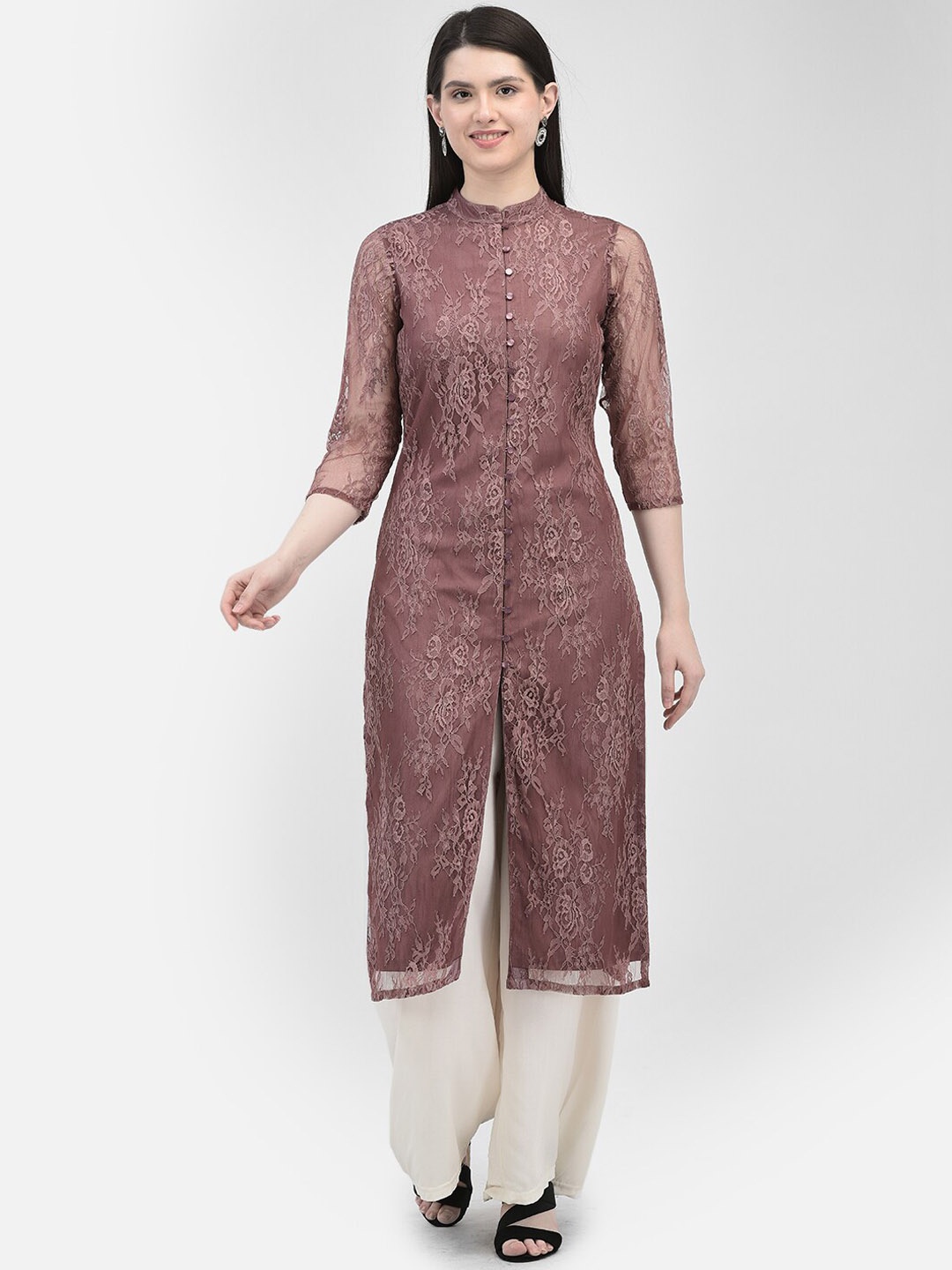 

Ojjasvi Ethnic Motifs Embroidered Kurta, Burgundy