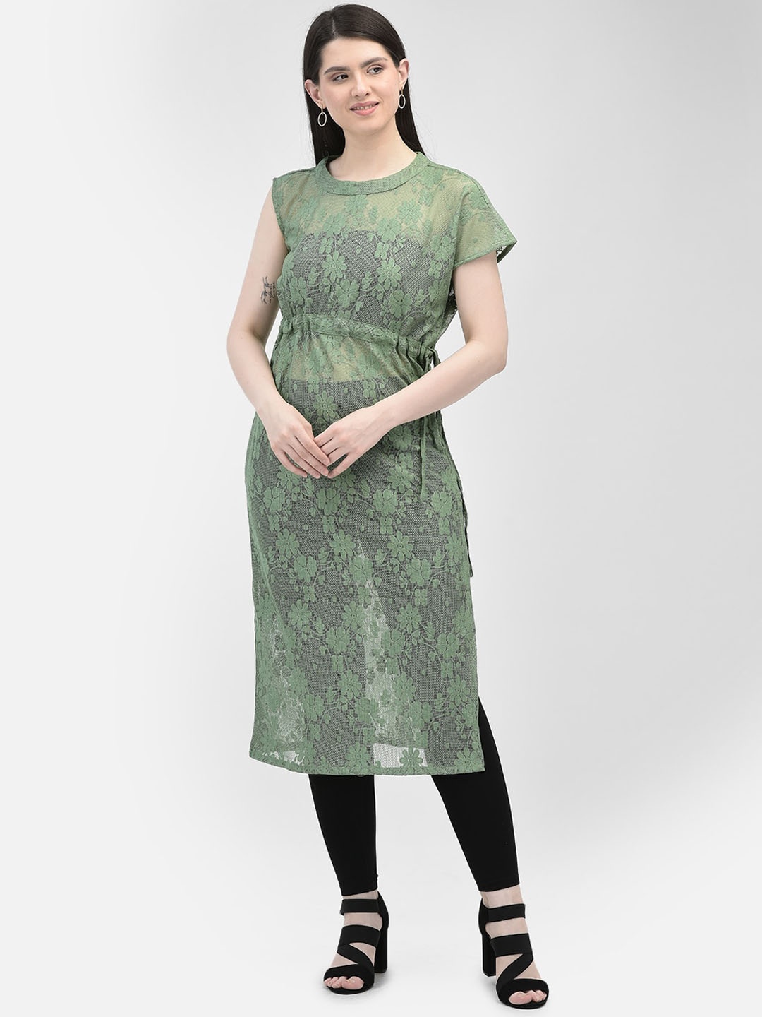

Ojjasvi Floral Thread Work Kurta, Green