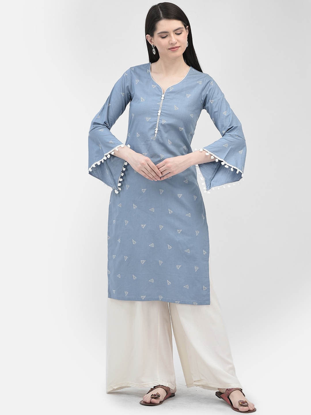 

Ojjasvi Geometric Printed Bell Sleeves Pure Cotton Straight Kurta, Blue