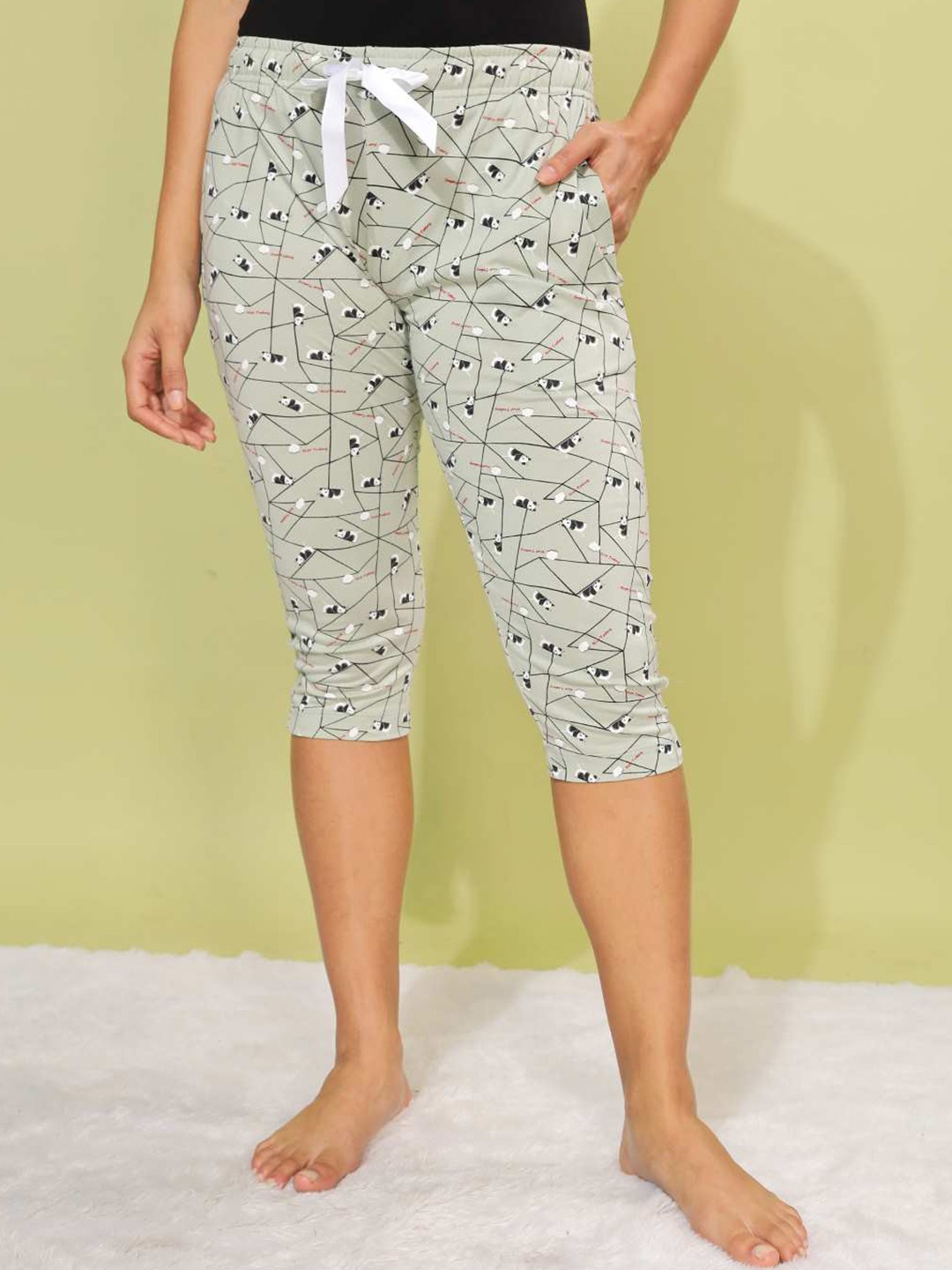 

Dollar Missy Women Printed Pure Cotton Lounge Capris, Green