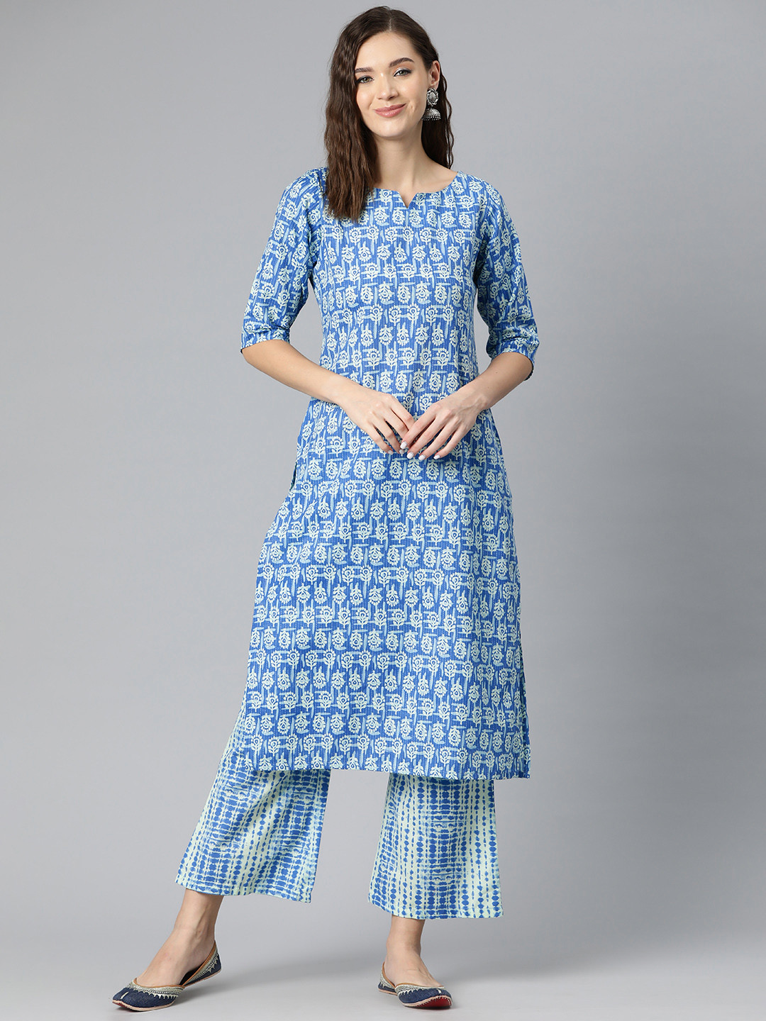 

Ives Women Ethnic Motifs Printed Kurta with Trousers, Blue