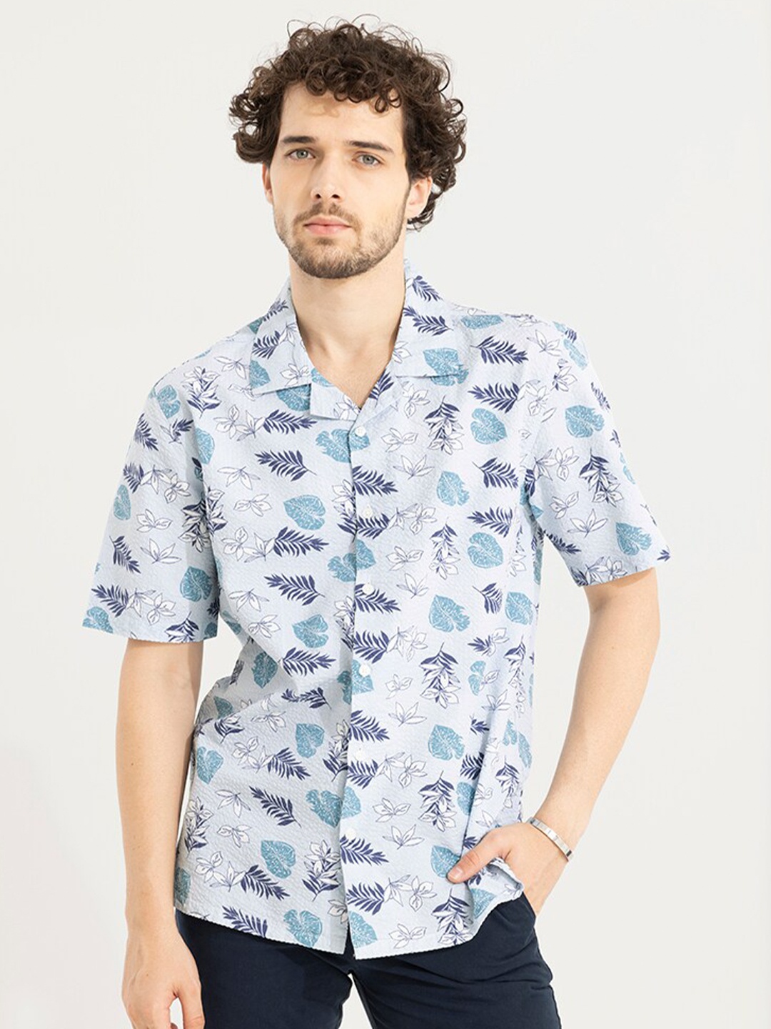 

Snitch Blue Classic Tropical Printed Cotton Seer Sucker Boxy Casual Shirt