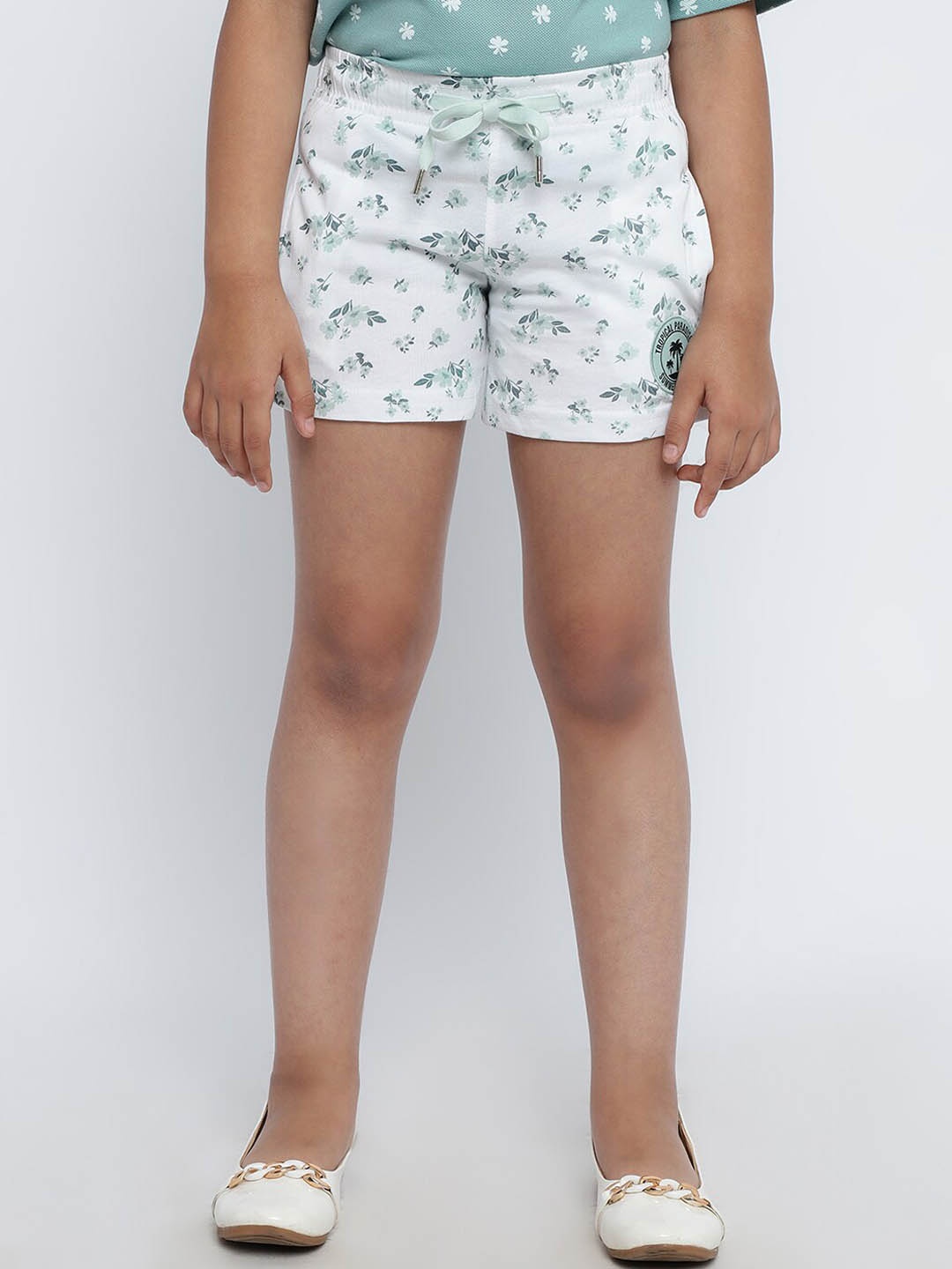 

METTLE Girls Floral Printed Cotton Shorts, White
