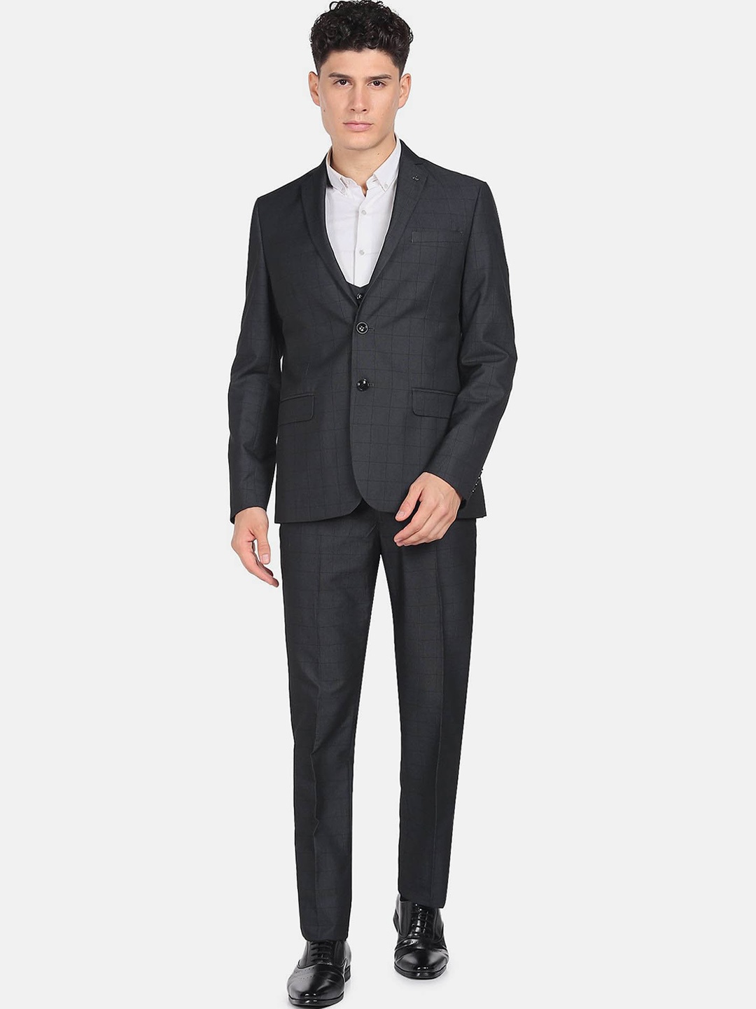 

Arrow Windowpane Checks Tailored Single-Breasted 3-Pieces Formal Suit, Grey