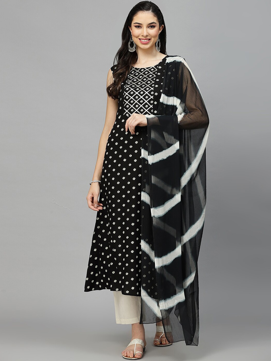 

Stylum Geometric Printed Kurta with Dupatta, Black