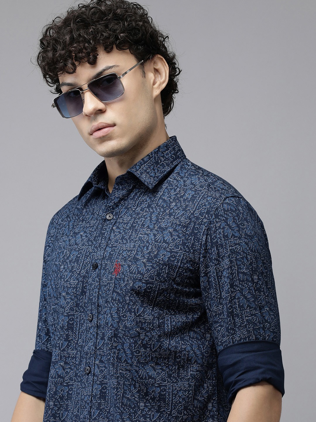 

U.S. Polo Assn. Tailored Fit Floral Printed Spread Collar Pure Cotton Casual Shirt, Navy blue