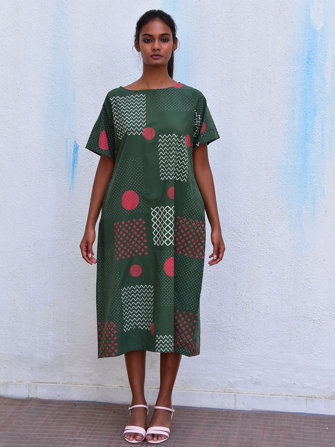 

Chidiyaa Geometric Printed Boat Neck Cotton A-Line Dress, Green