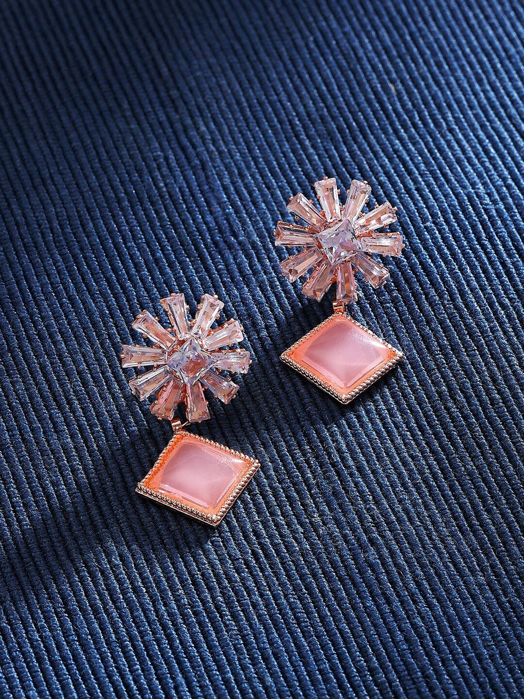 

AMI Rose Gold-Plated Contemporary Drop Earrings