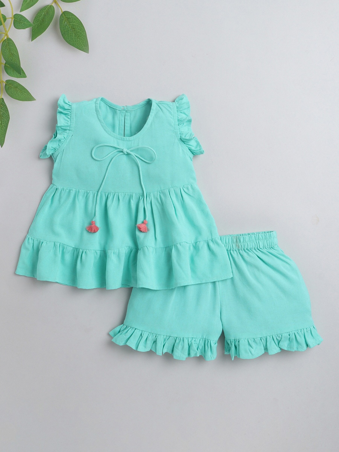 

The Magic Wand Girls Round Neck Top With Shorts, Green