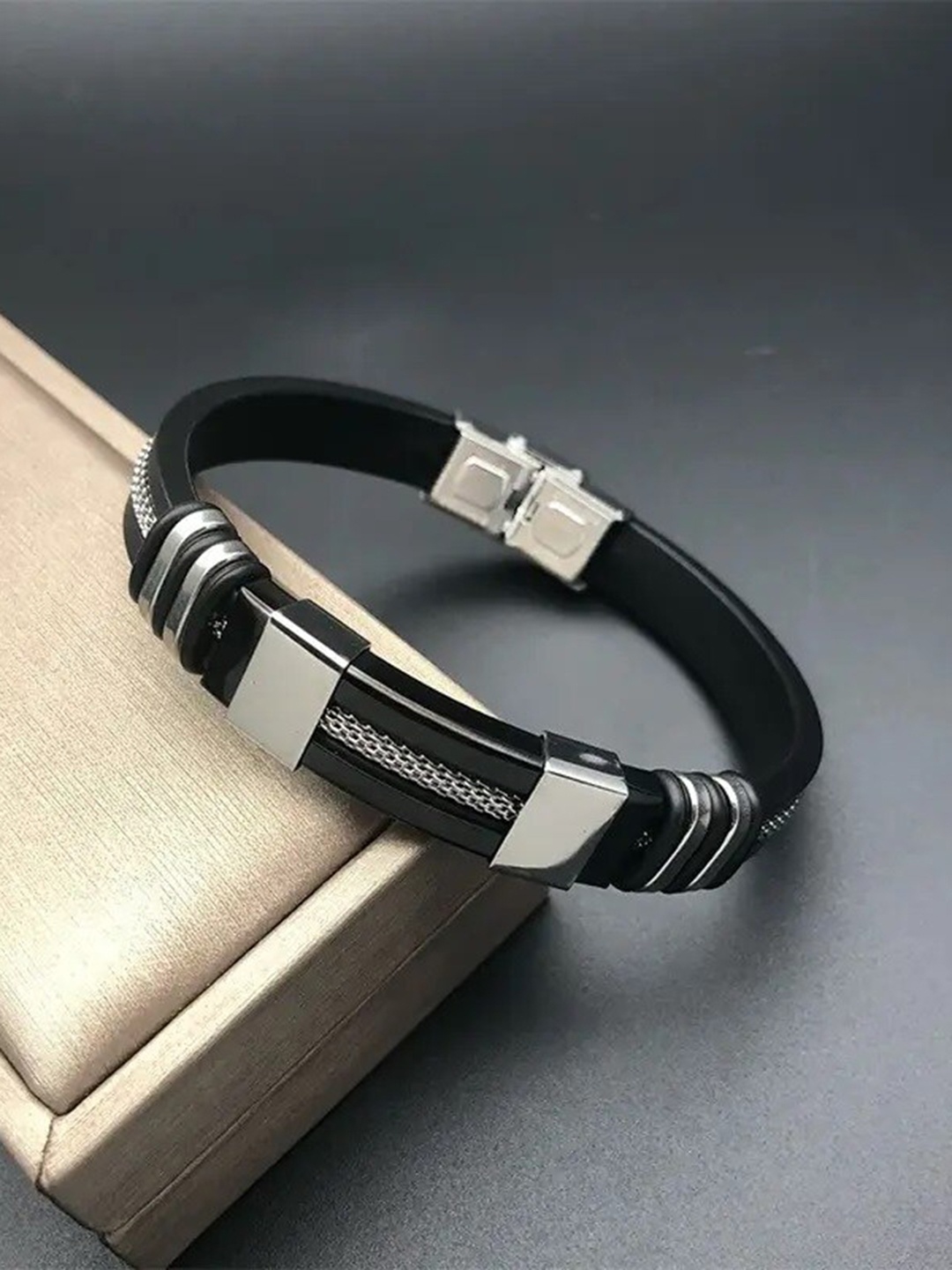 

MEENAZ Men Silver-Plated Kada Bracelet