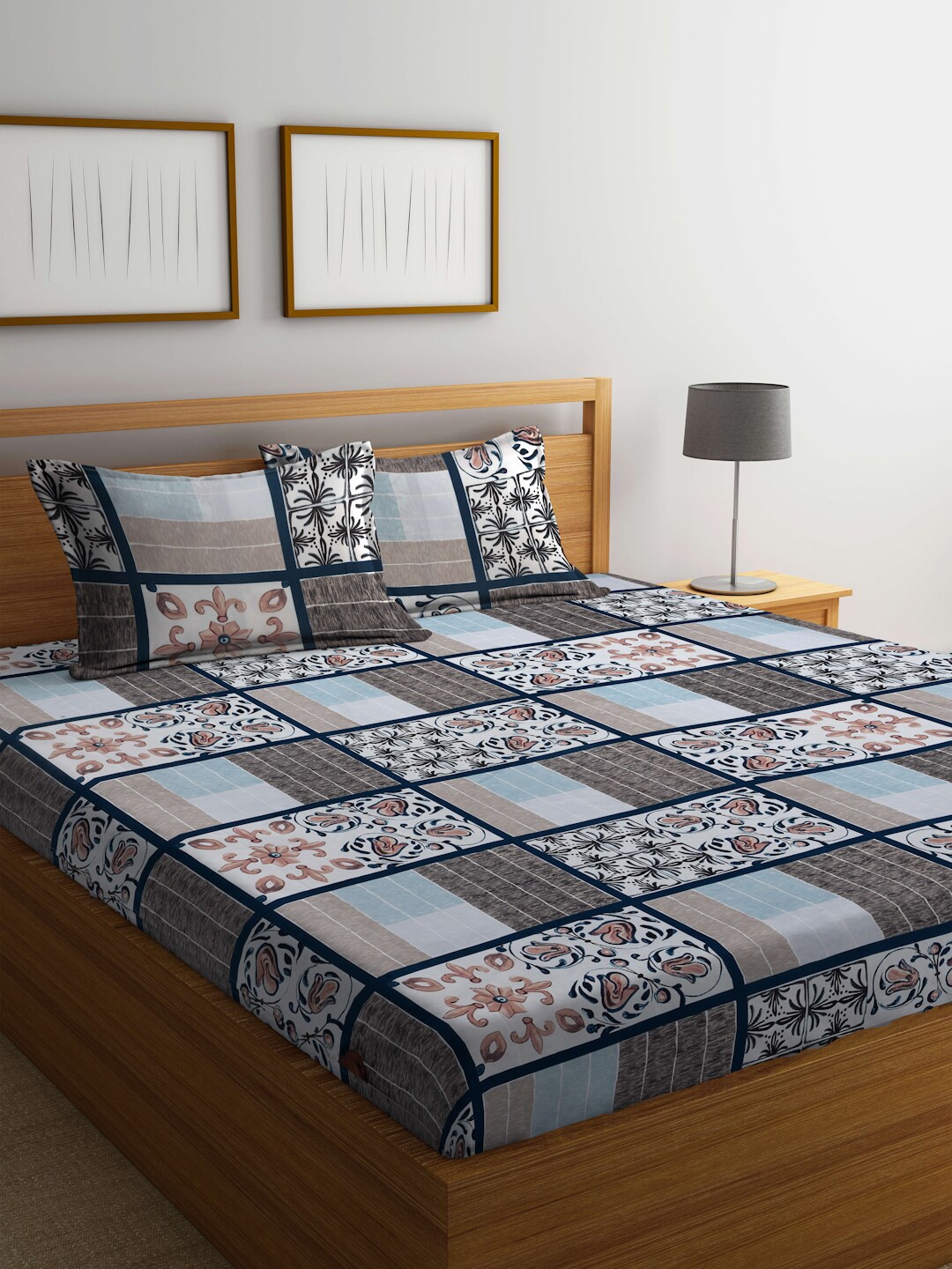 

FABINALIV White & Blue Floral Print 300 TC Fitted King Bedsheet & 2 Pillow Covers