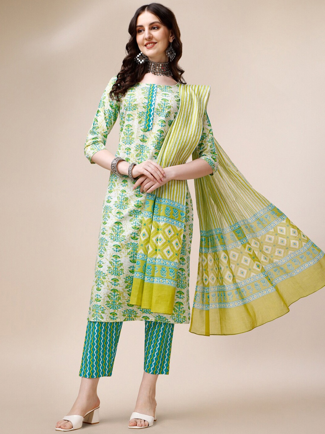

Berrylicious Floral Printed Gotta Patti Pure Cotton Straight Kurta & Trousers With Dupatta, Off white