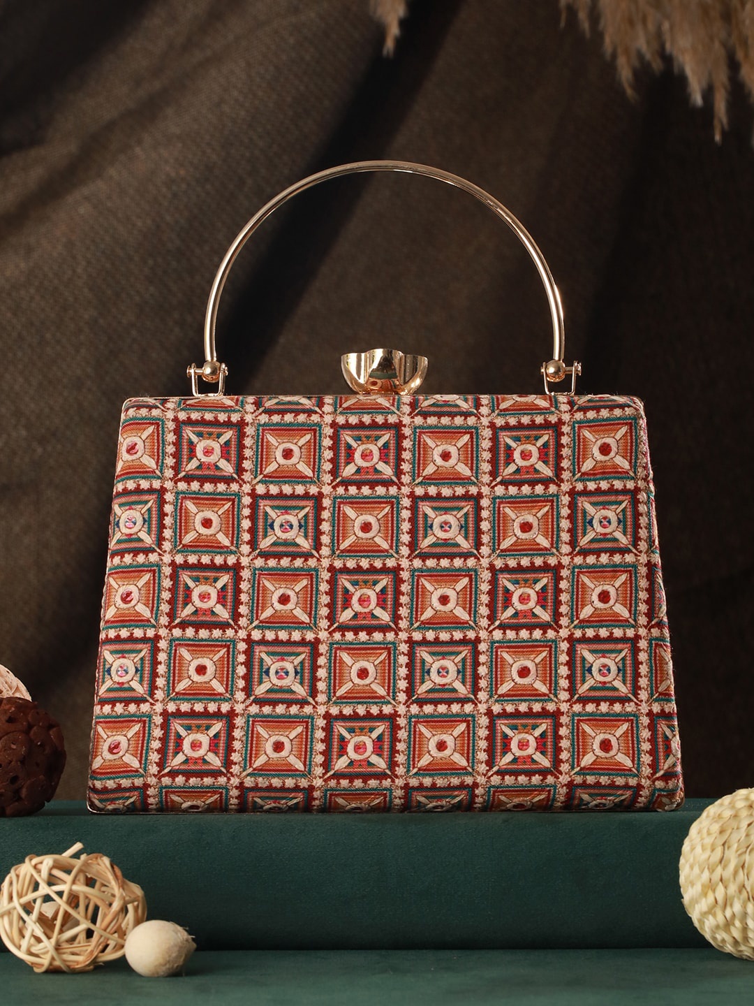 

Priyaasi Embroidered Box Clutch, Red
