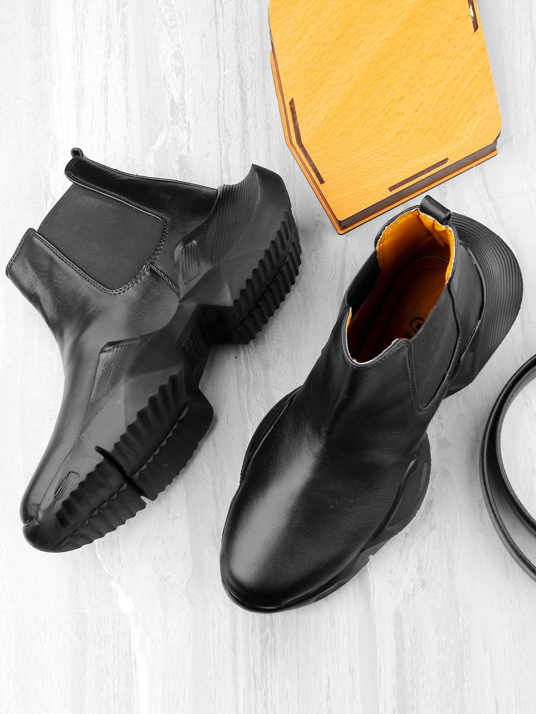 

Bxxy Men Flatform-Heeled Chelsea Boots, Black