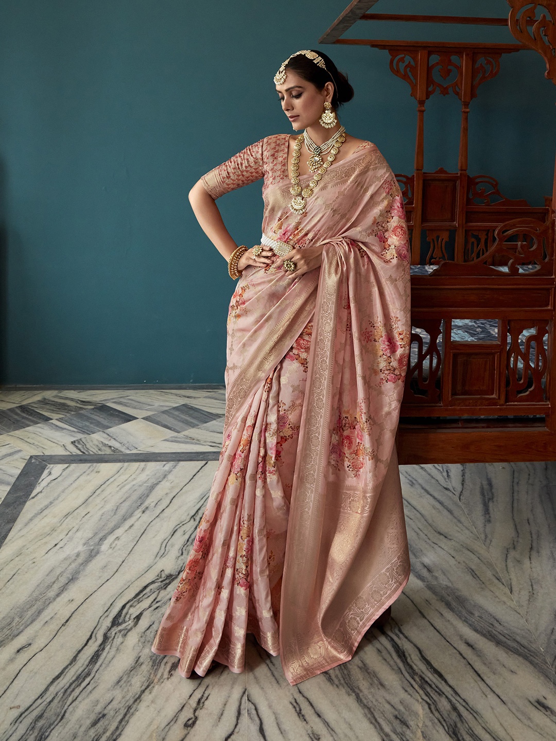 

elora Floral Digital Printed Woven Design Zari Pure Silk Bhagalpuri Saree, Peach