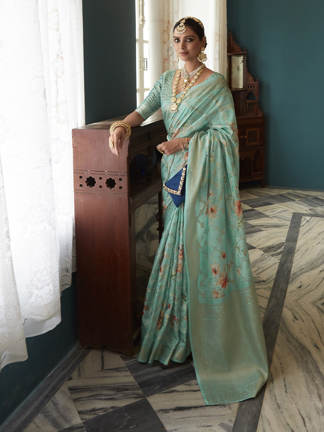 

elora Floral Digital Printed Zari Pure Silk Bhagalpuri Saree, Sea green