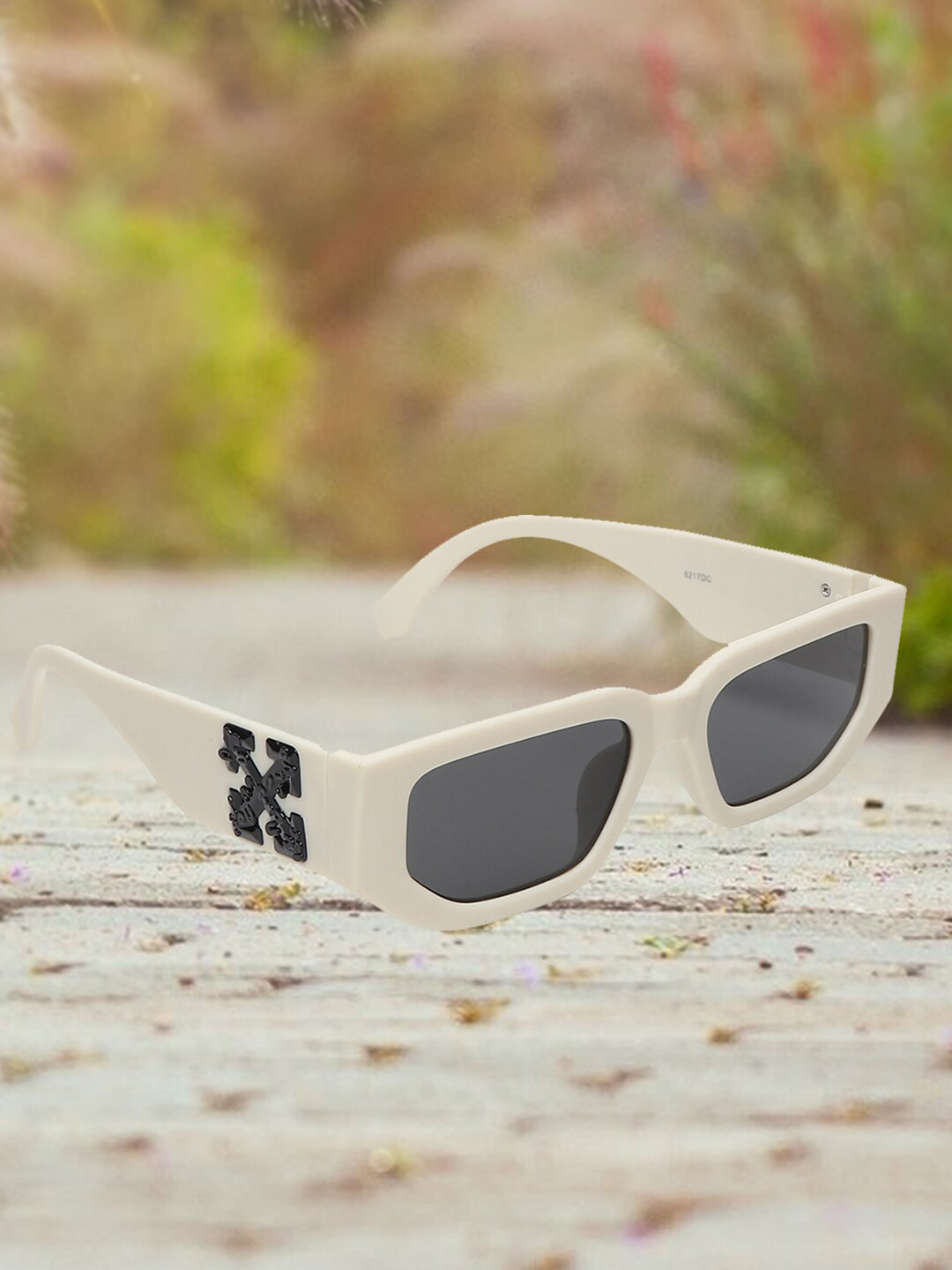 

Swiss Design Unisex Square Sunglasses With UV Protected Lens, Grey