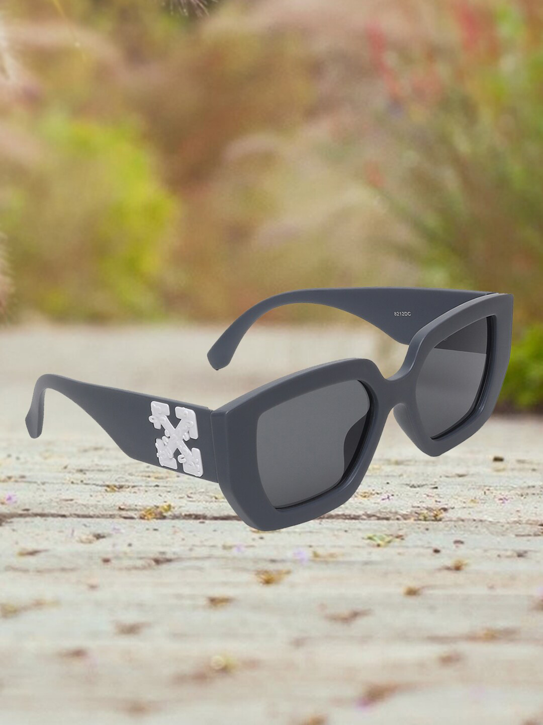 

Swiss Design Unisex Rectangle Sunglasses With UV Protected Lens, Grey