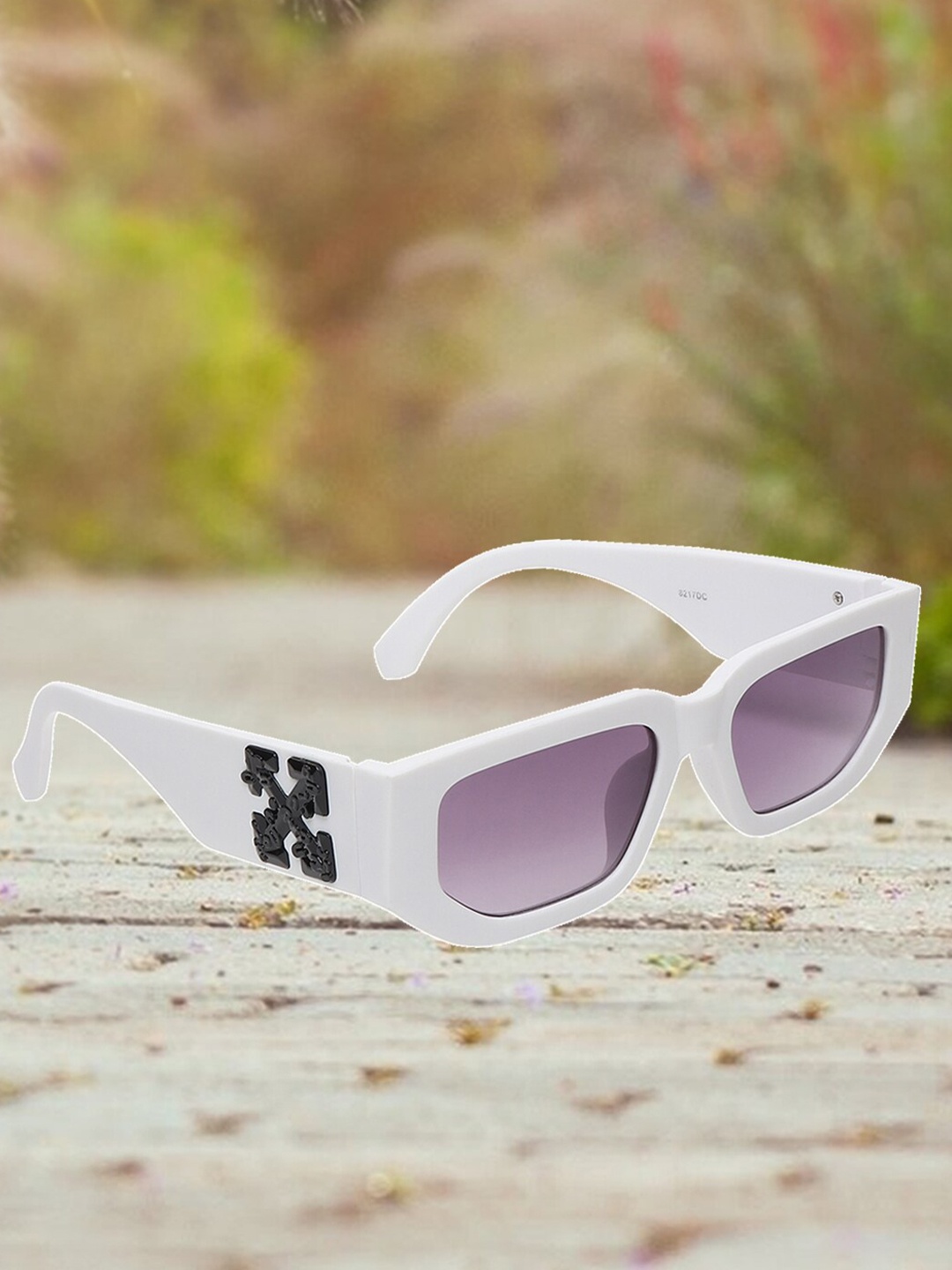 

Swiss Design Unisex Lens & Rectangle Sunglasses With UV Protected Lens, Brown