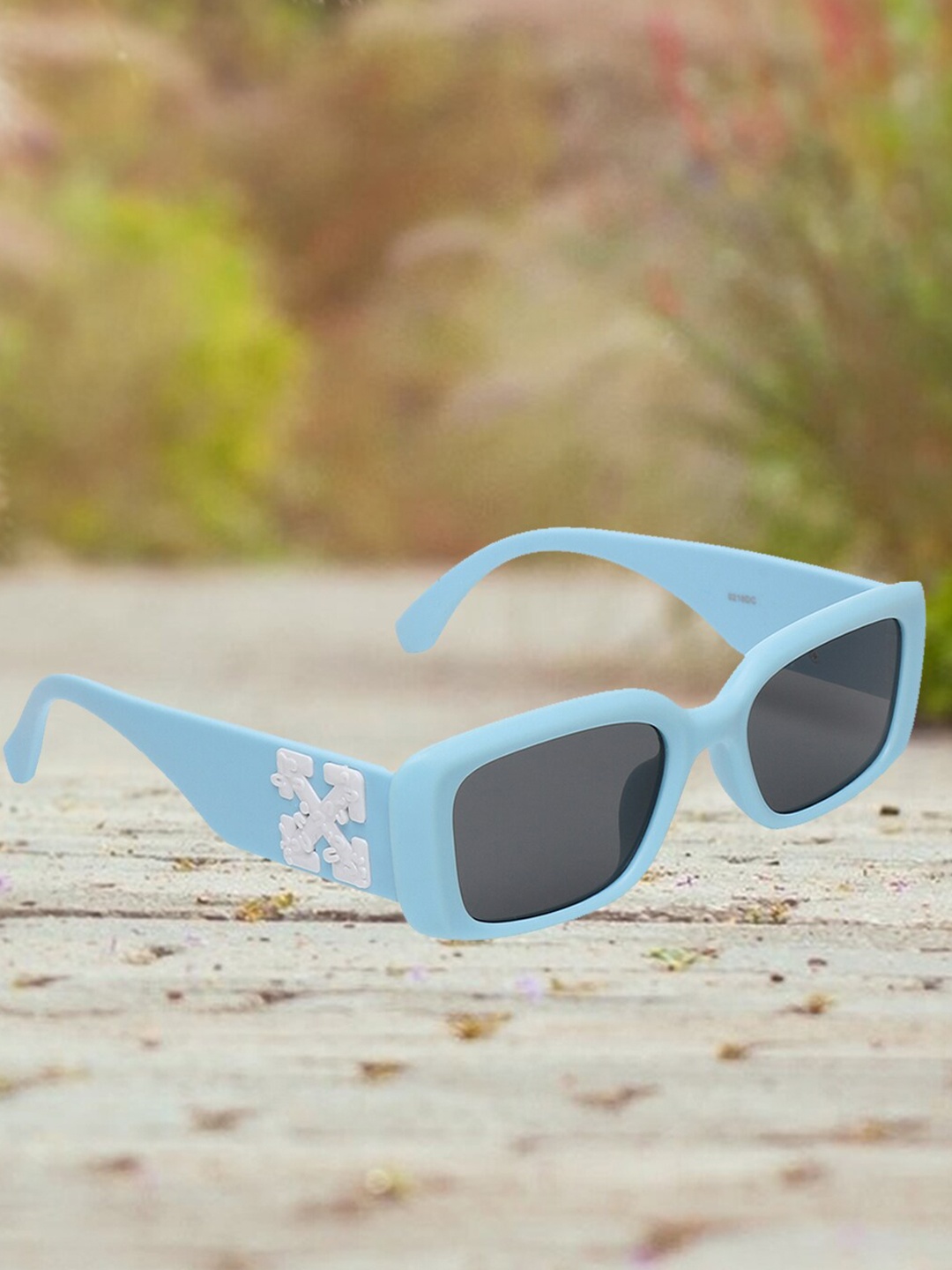 

Swiss Design Unisex Rectangle Sunglasses with UV Protected Lens SDSG-8216-4, Grey