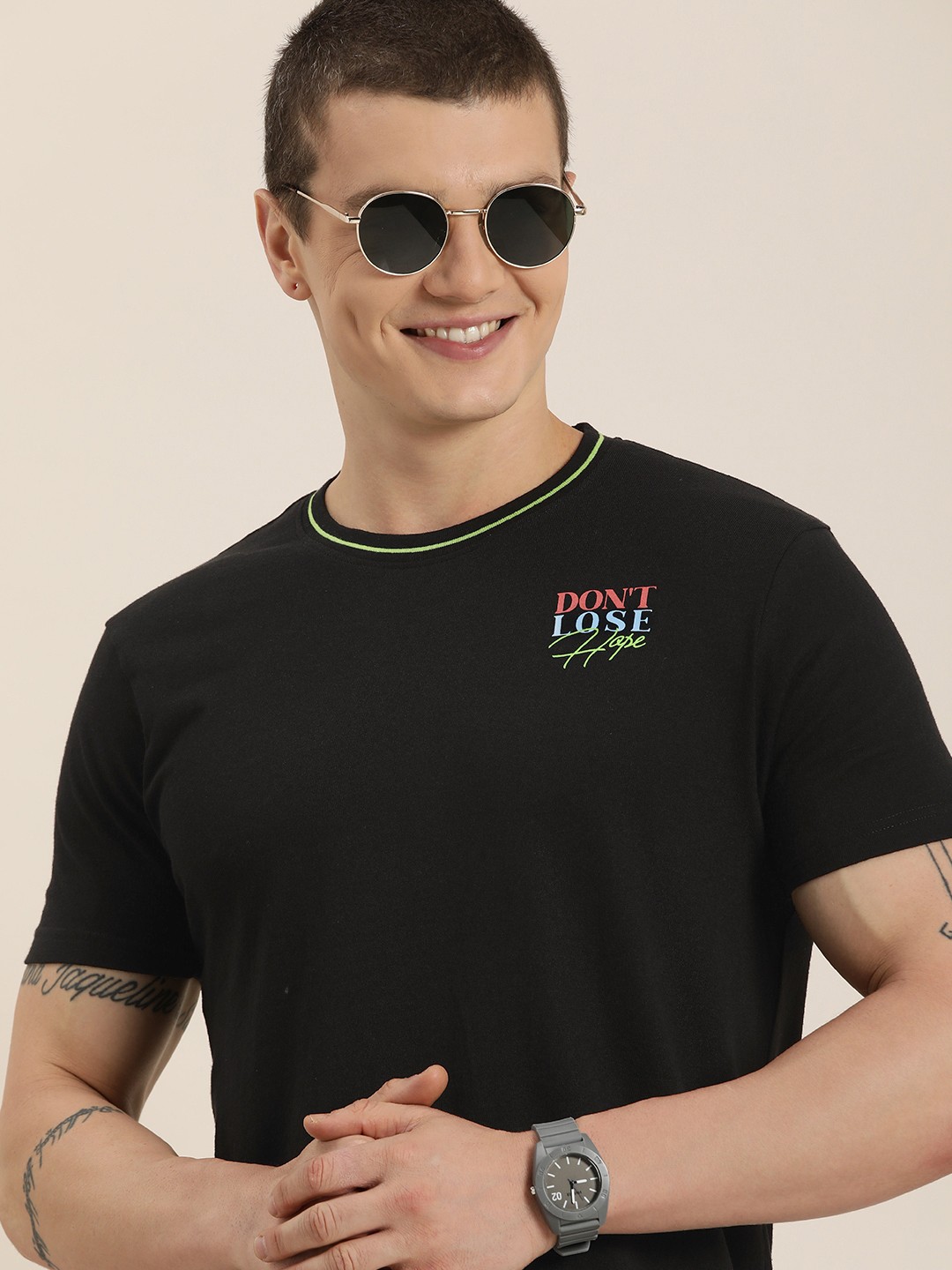 

HERE&NOW Round Neck Solid Regular Fit Casual T-shirt, Black