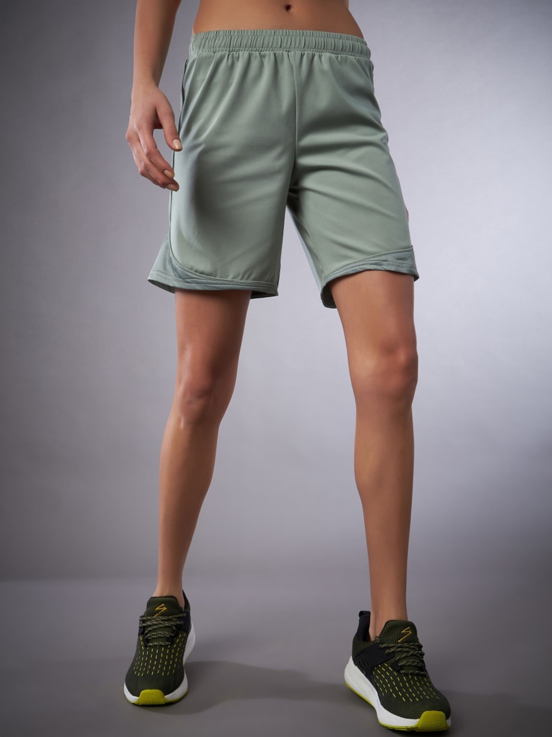 

UNPAR Women High-Rise Sports Shorts, Green
