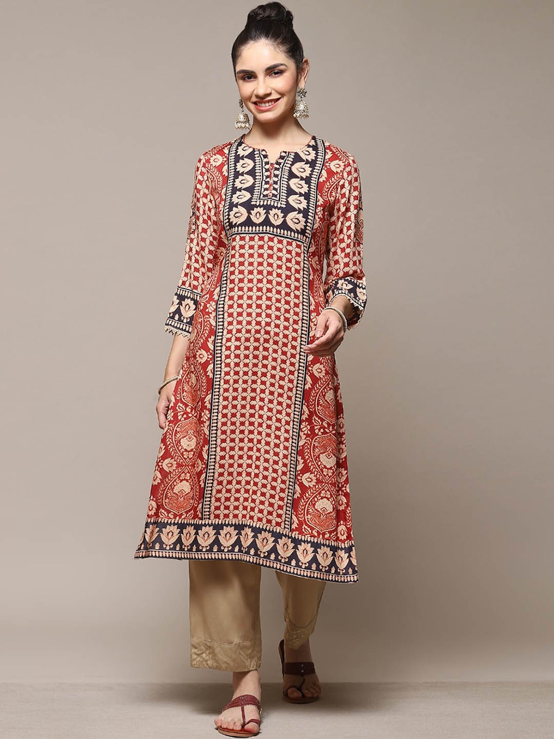 

Biba Ethnic Motifs Printed Straight Kurta, Orange