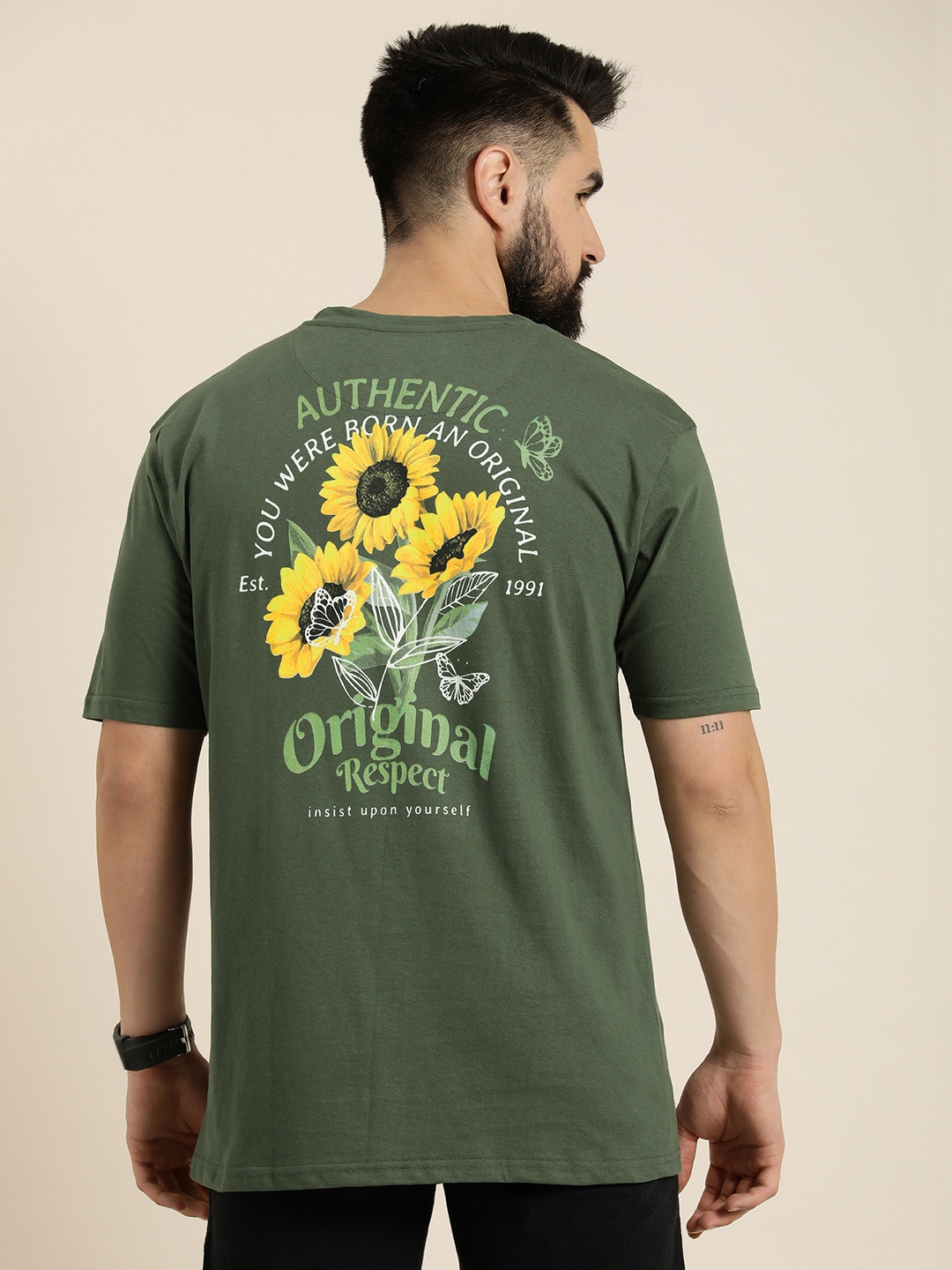 

HERE&NOW Men Graphic Printed Pure Cotton T-shirt, Olive