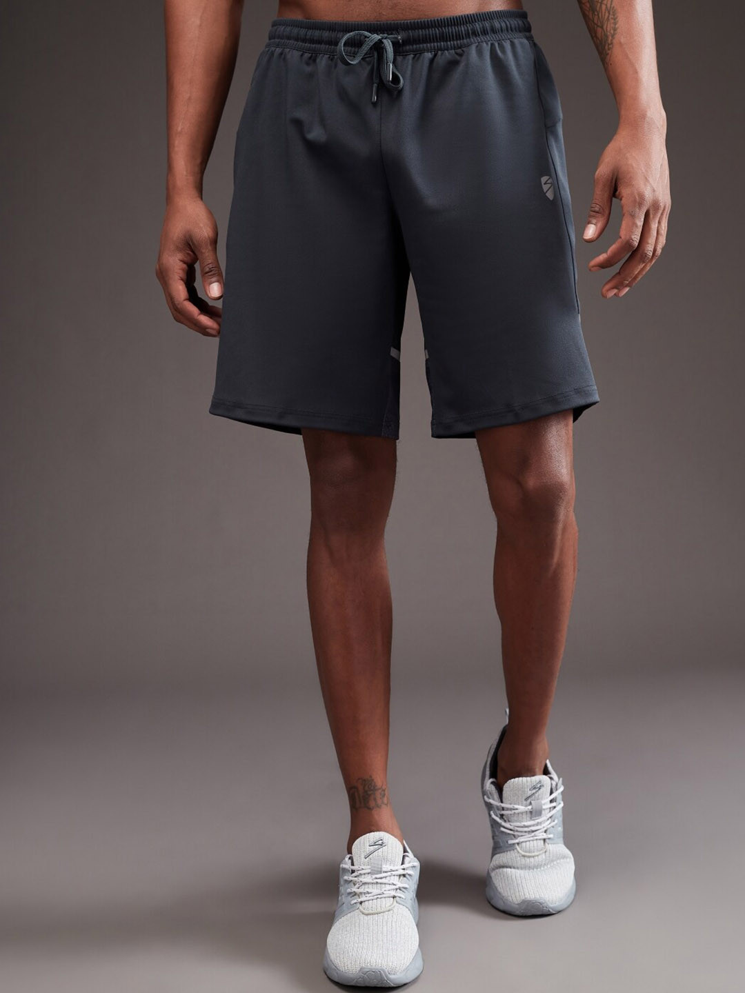 

UNPAR Men High-Rise Sports Shorts, Grey
