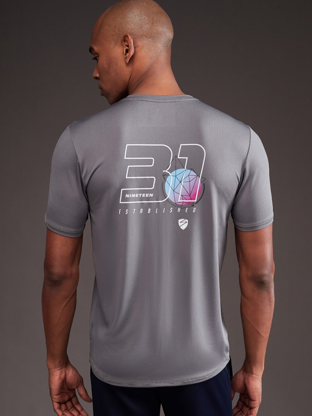 

UNPAR Typography Printed Moisture Wicking Sports T-shirt, Grey