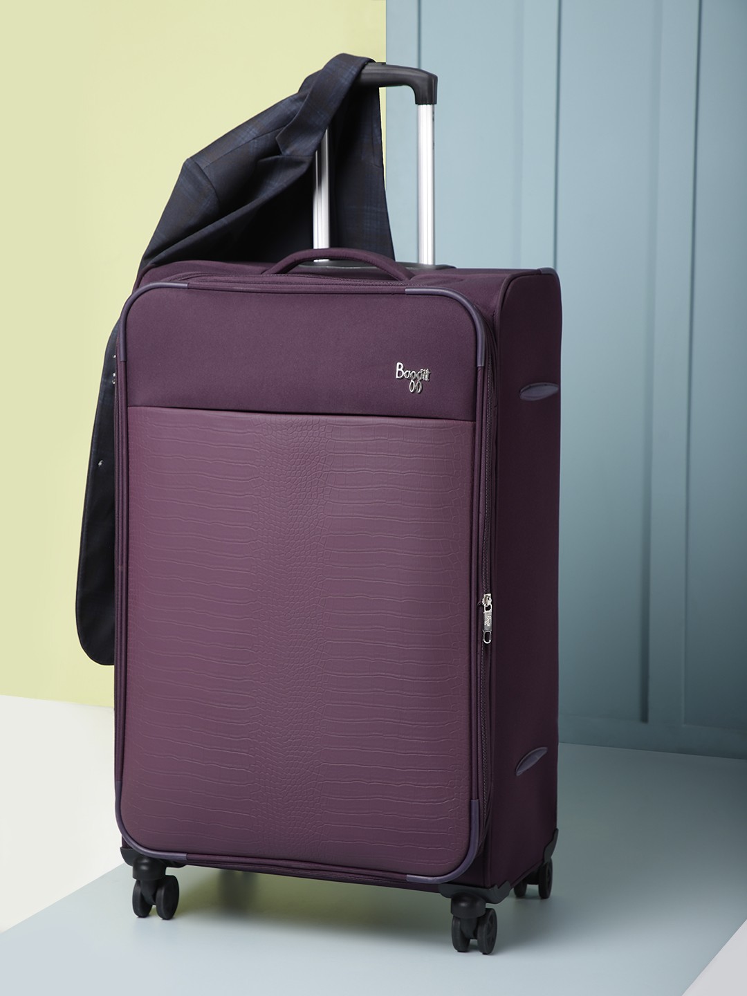 

Baggit Ace 75 cm Large Trolley Suitcase, Burgundy