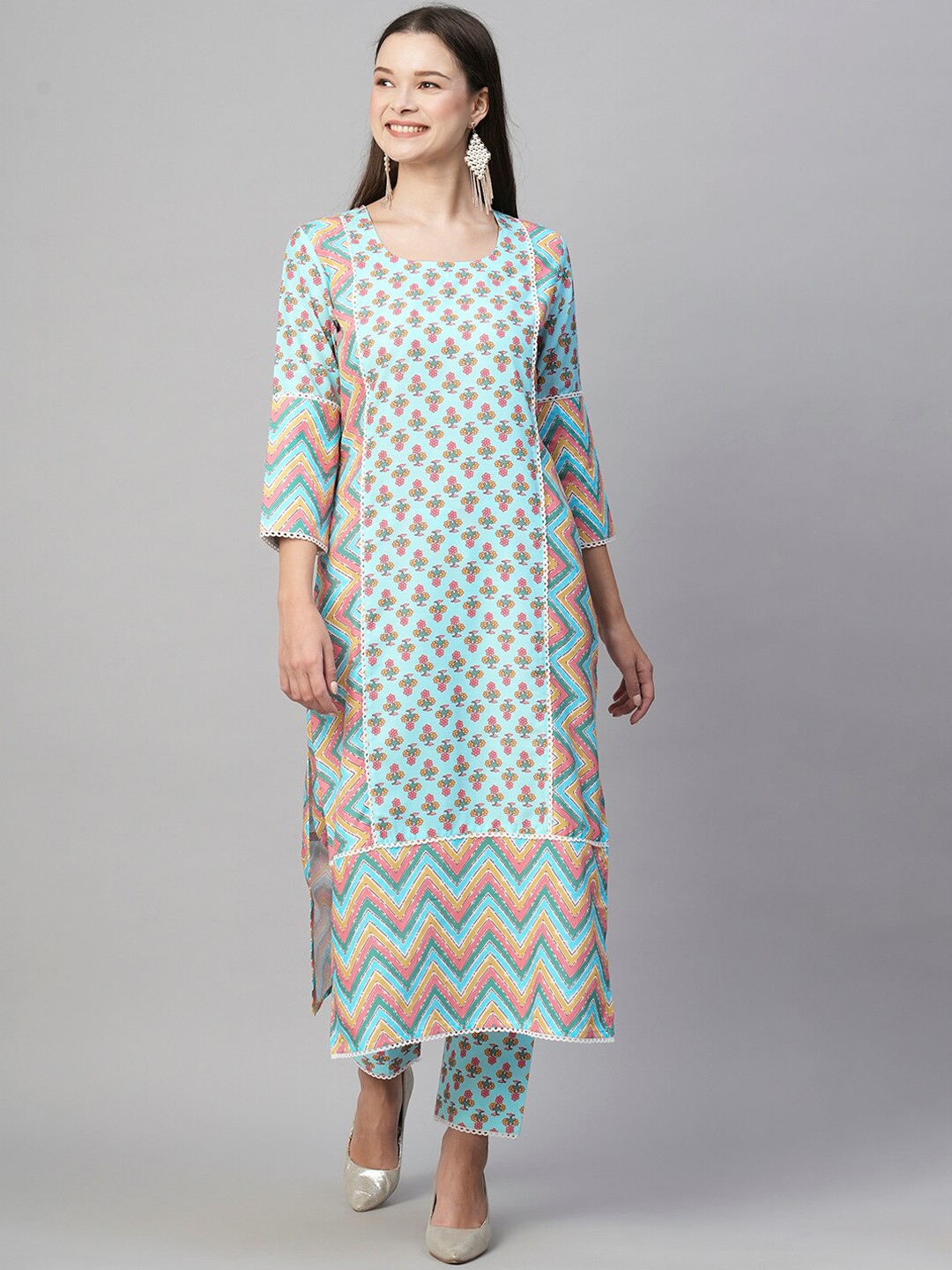 

KALINI Floral Printed Straight Kurta with Trousers, Green