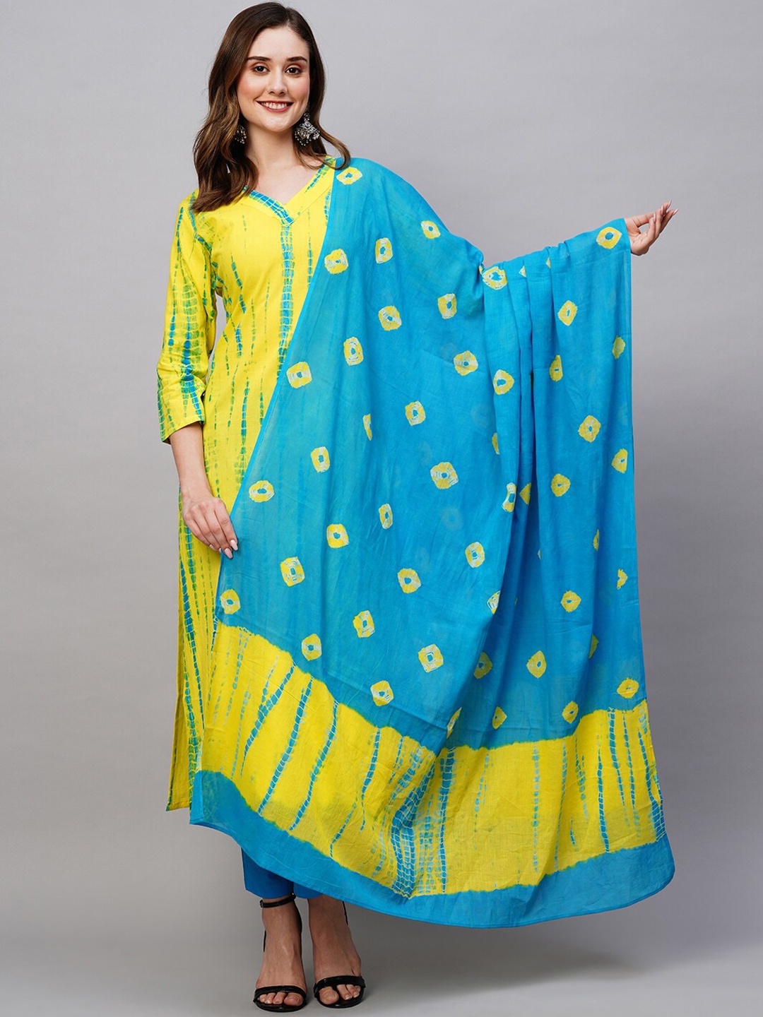 

KALINI Tie & Dye Printed Regular Kurta with Trousers & Dupatta, Yellow