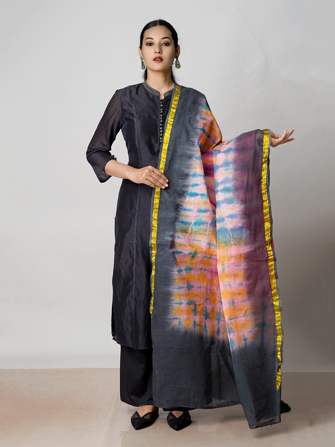 

Unnati Silks Printed Pure Cotton Tie and Dye Dupatta with Zari, Black