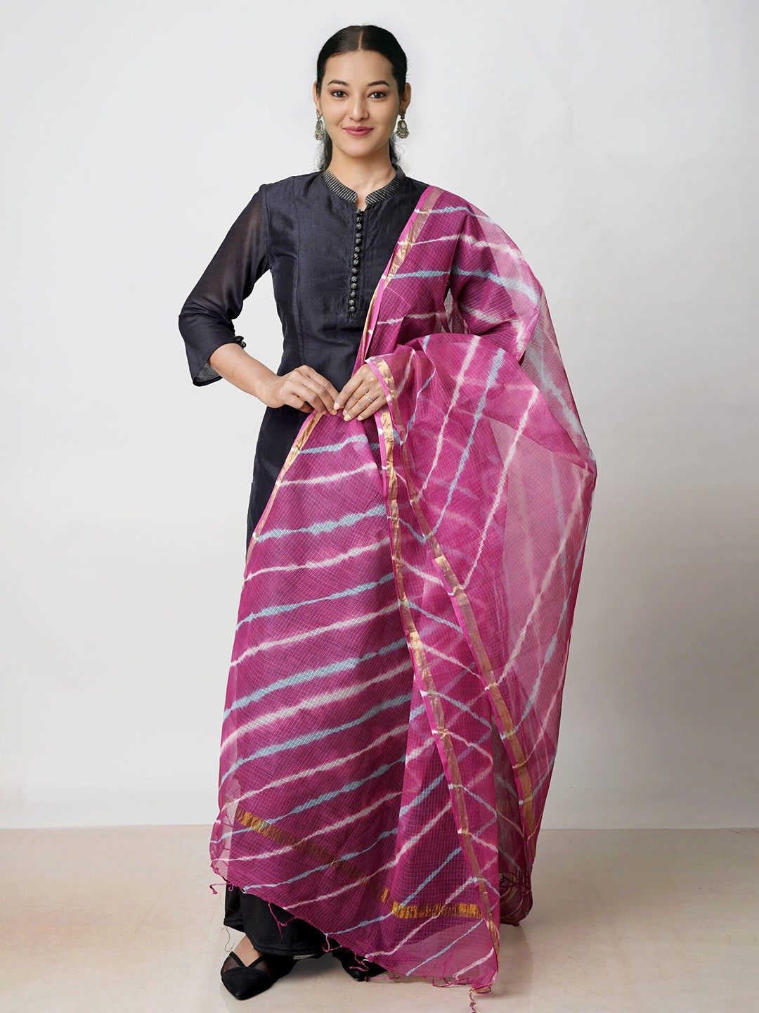 

Unnati Silks Striped Pure Cotton Zari Dupatta, Purple